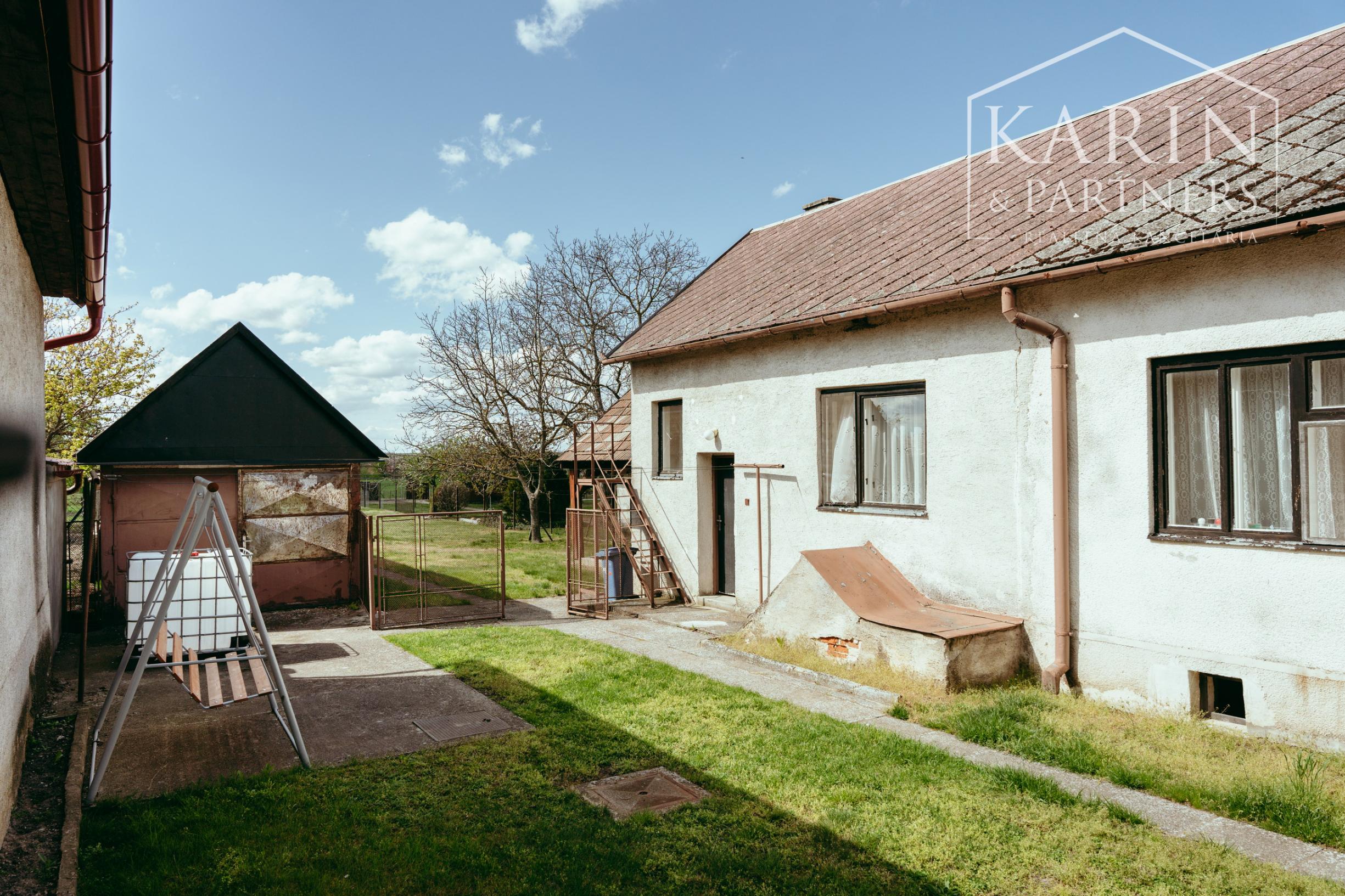 4i rodinný dom v obci Cerová v blízkosti Malých Karpát