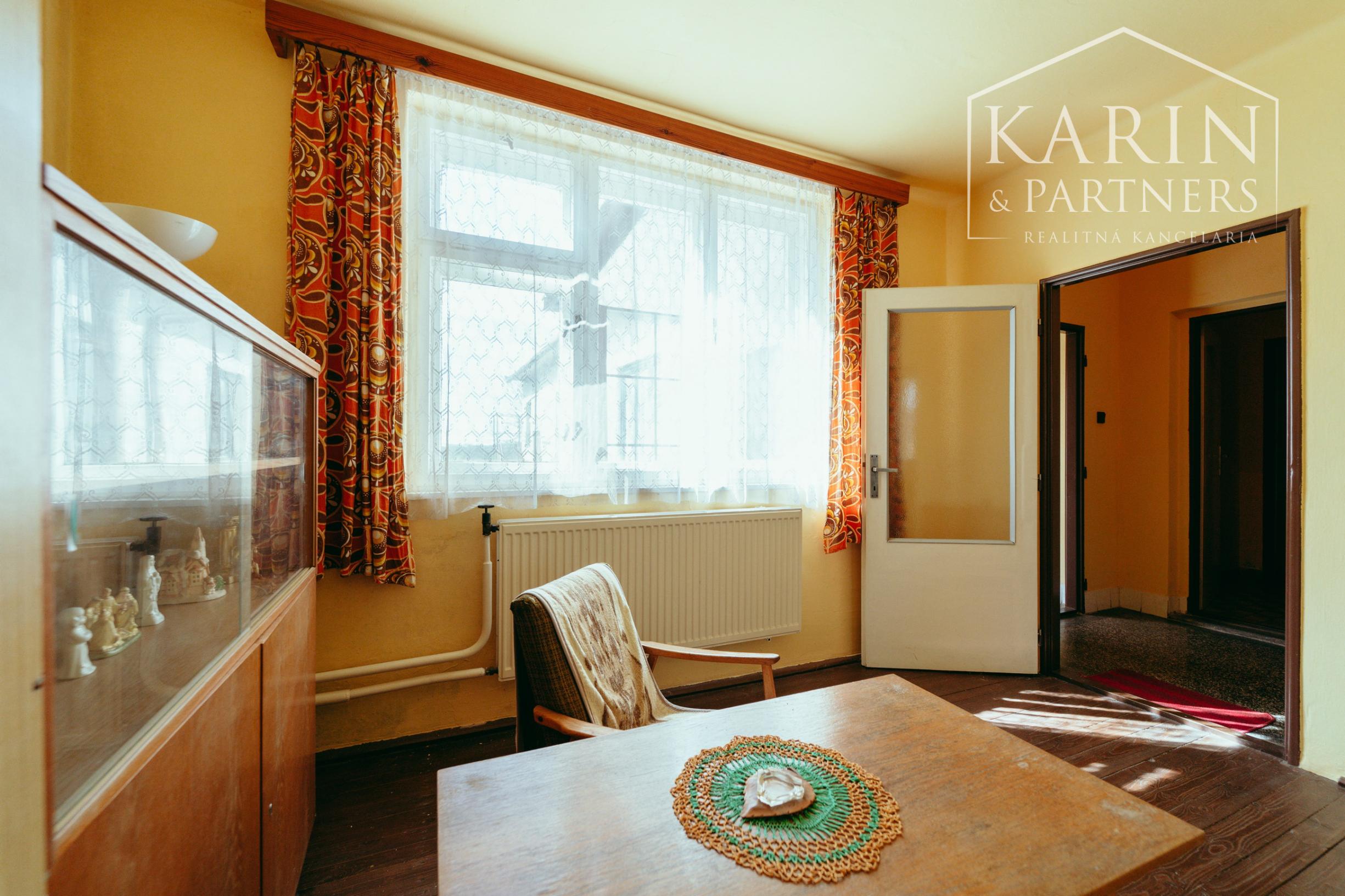 4i rodinný dom v obci Cerová v blízkosti Malých Karpát