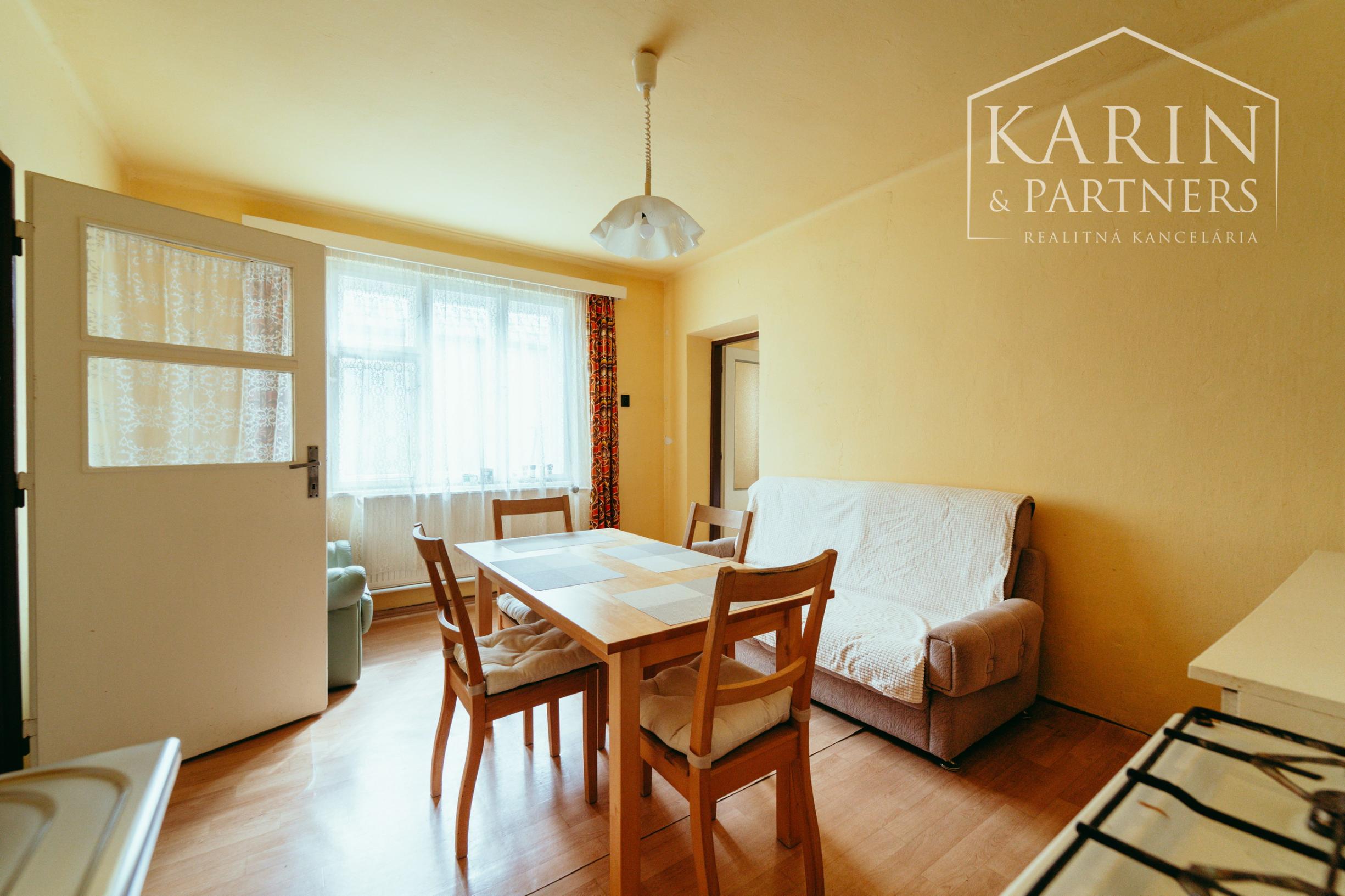 4i rodinný dom v obci Cerová v blízkosti Malých Karpát