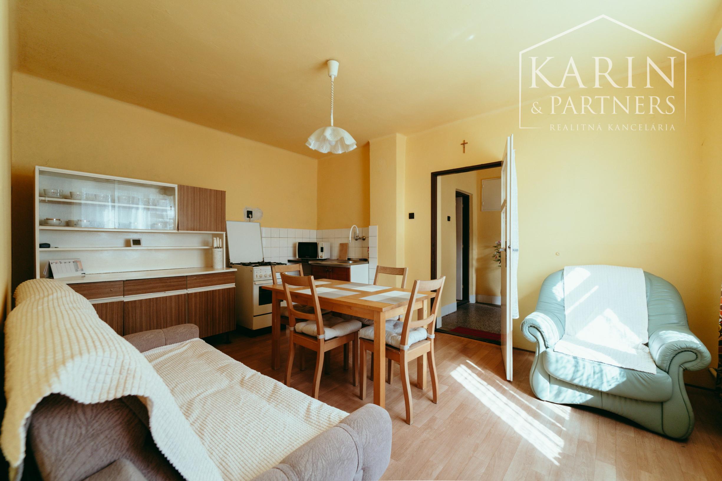 4i rodinný dom v obci Cerová v blízkosti Malých Karpát