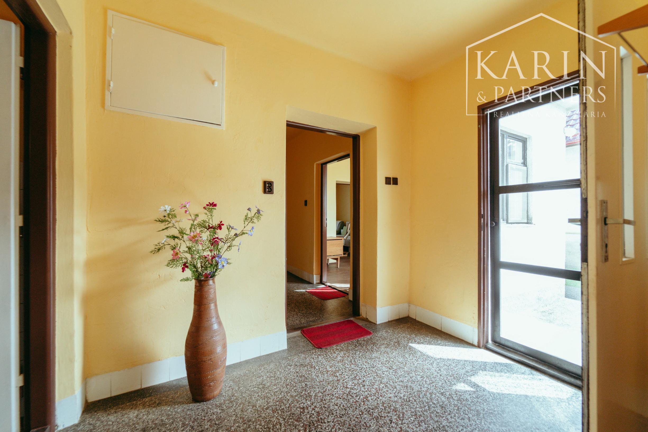 4i rodinný dom v obci Cerová v blízkosti Malých Karpát