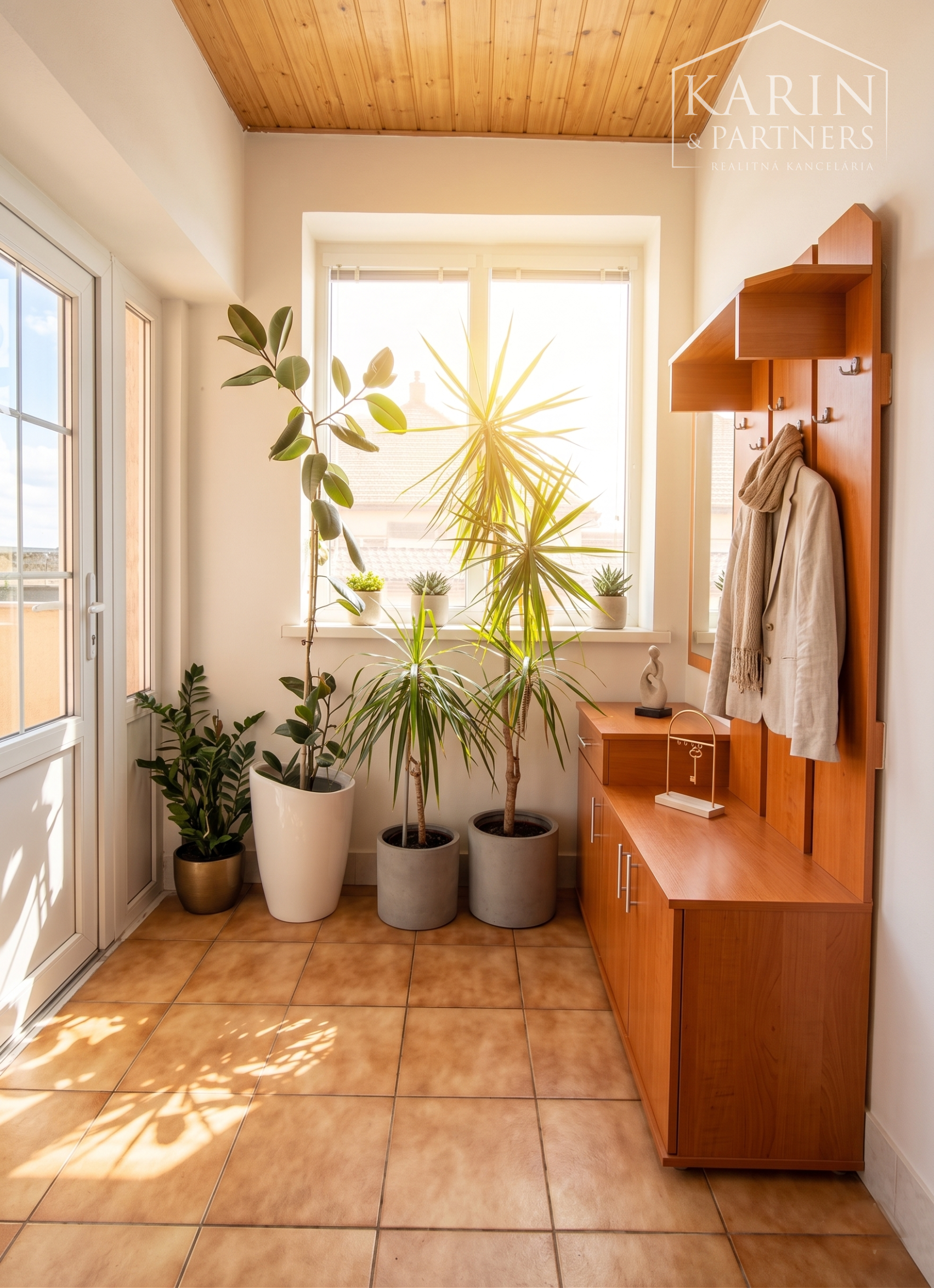 EXKLUZÍVNE na PREDAJ: Rodinný dom 4izbový s garážou, Palárikovo