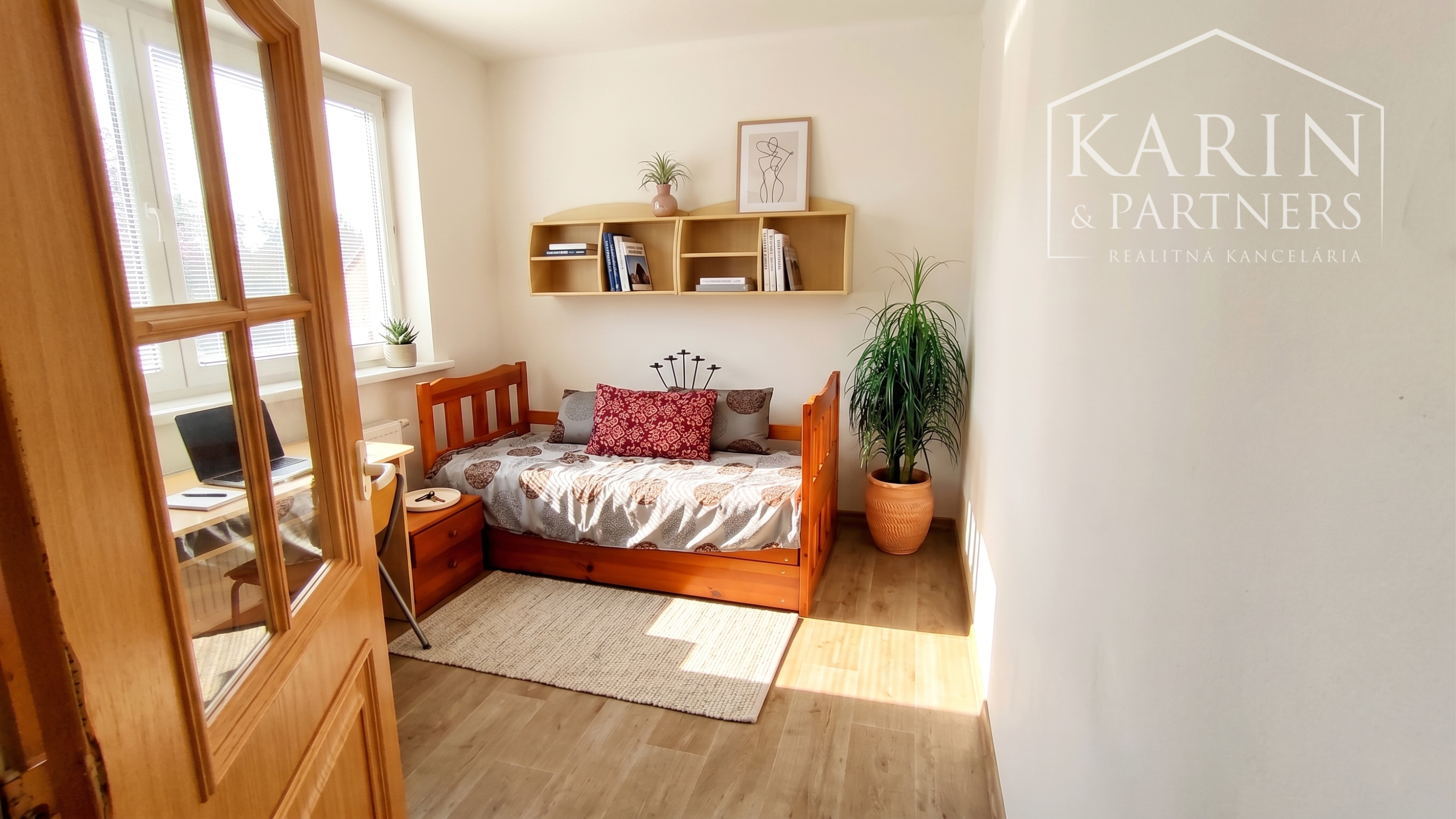 EXKLUZÍVNE na PREDAJ: Rodinný dom 4izbový s garážou, Palárikovo