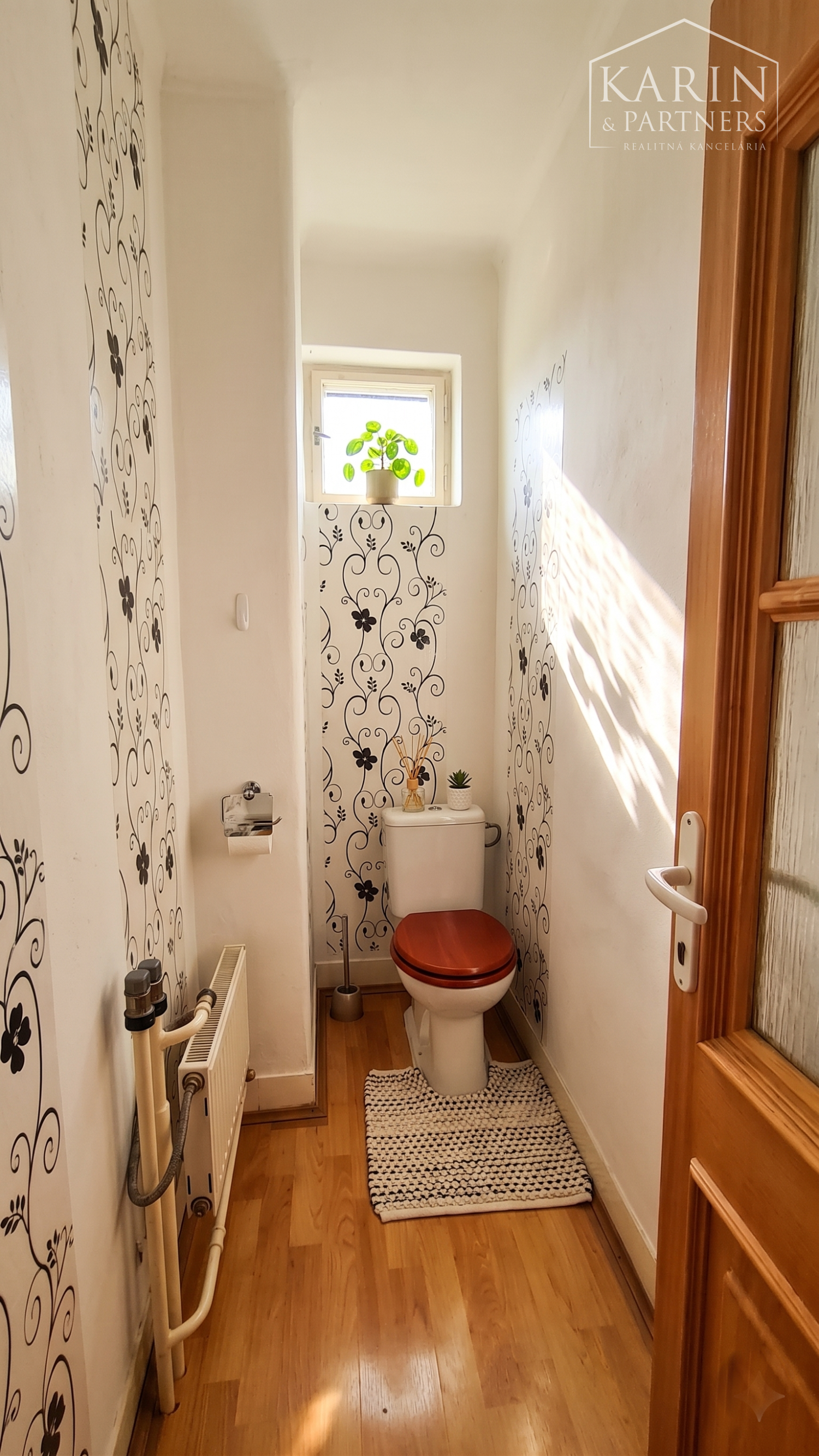 EXKLUZÍVNE na PREDAJ: Rodinný dom 4izbový s garážou, Palárikovo