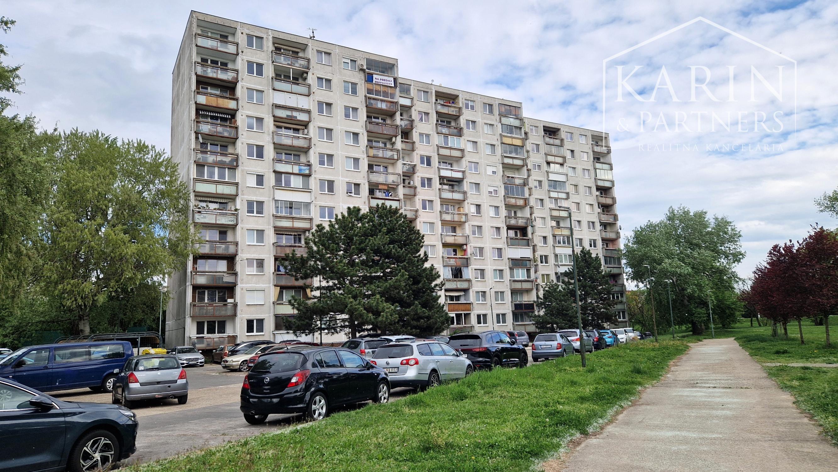 2-IZBOVÝ BYT VO VLČOM HRDLE – RUŽINOV