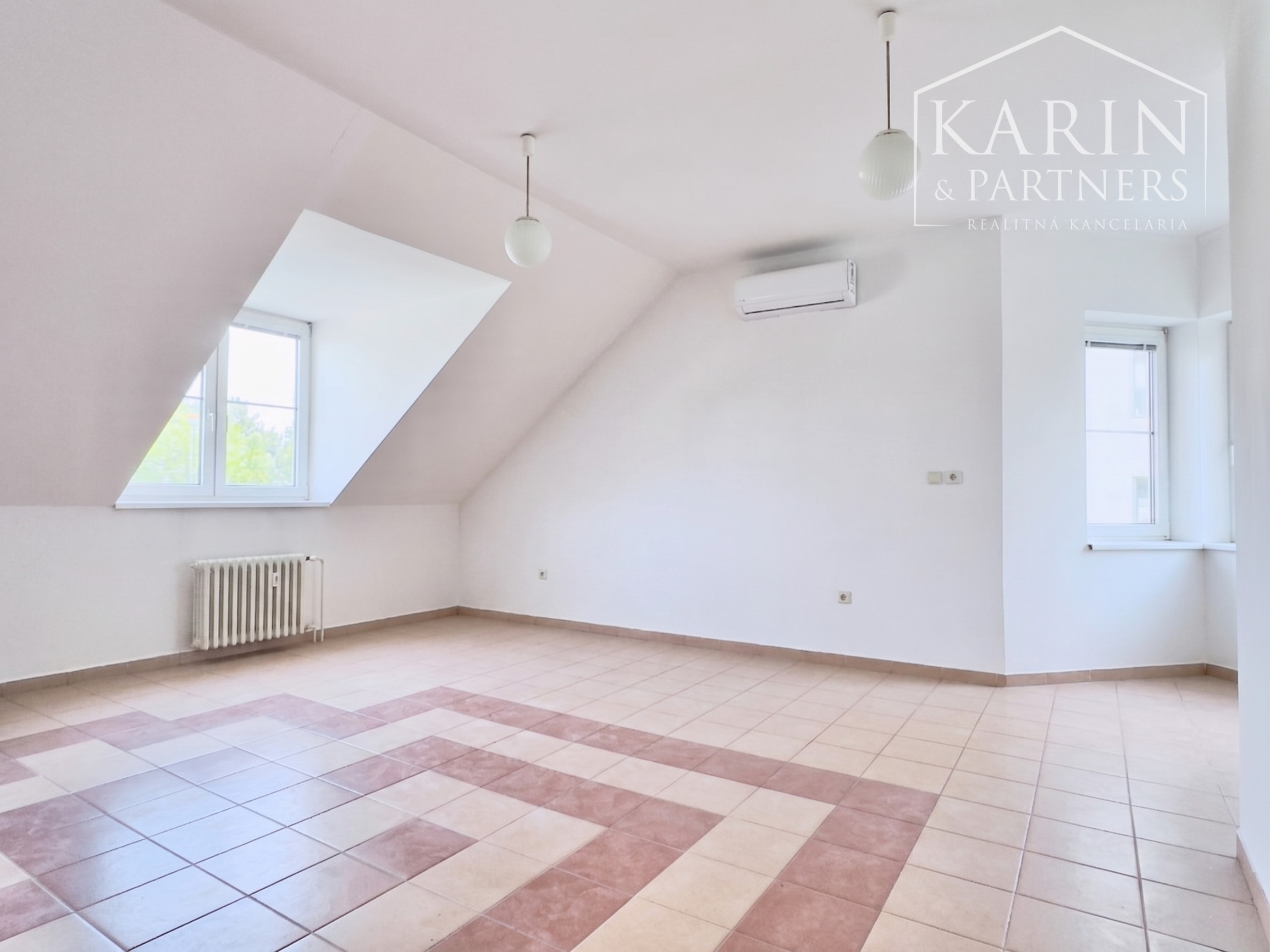 Klimatizovaný priestor s možnosťou rozdelenia podľa vašich potrieb, 36 m2, Gen. L. Svobodu, Senica