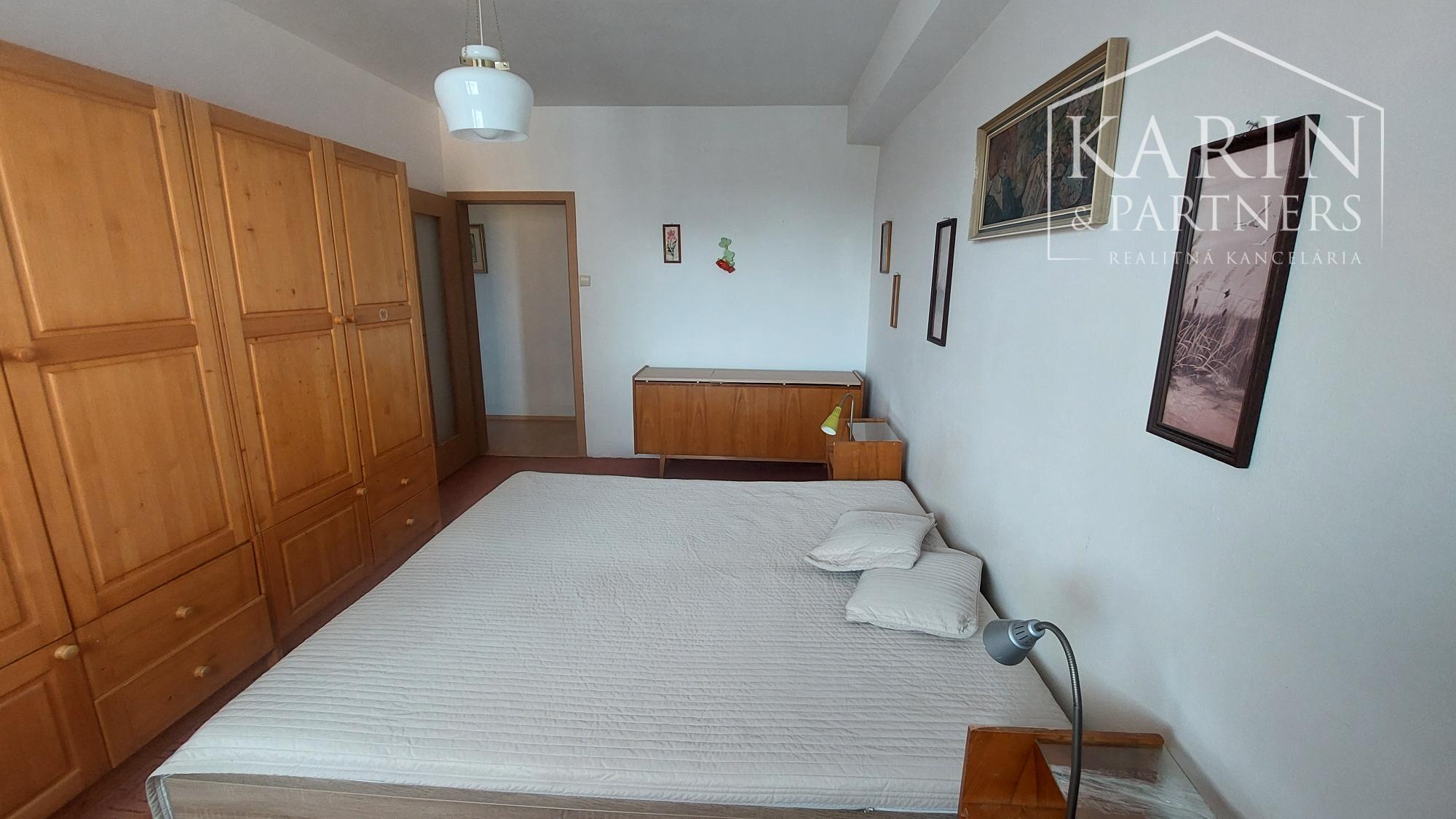 3 izbový byt s loggiou ul. Budyšínska - štvrť Tehelné pole  pri Trnavskom Mýte