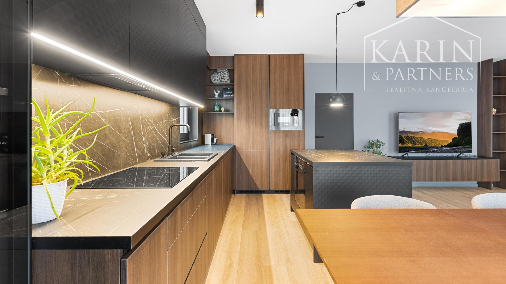 4 izbový byt pri Horskom parku na predaj