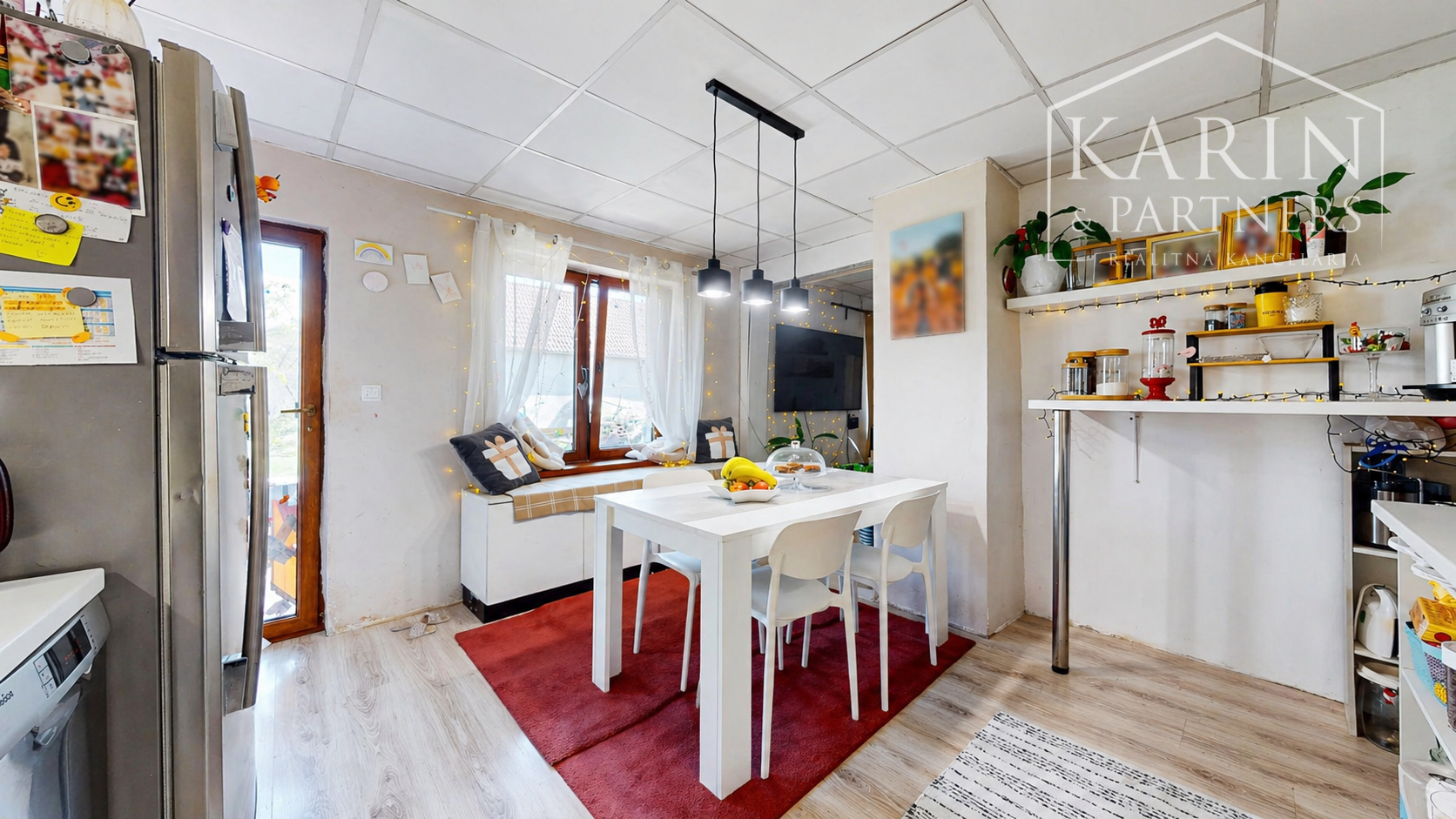 Priestranný tehlový dom s obrovským potenciálom len na skok od Trnavy – Horné Dubové