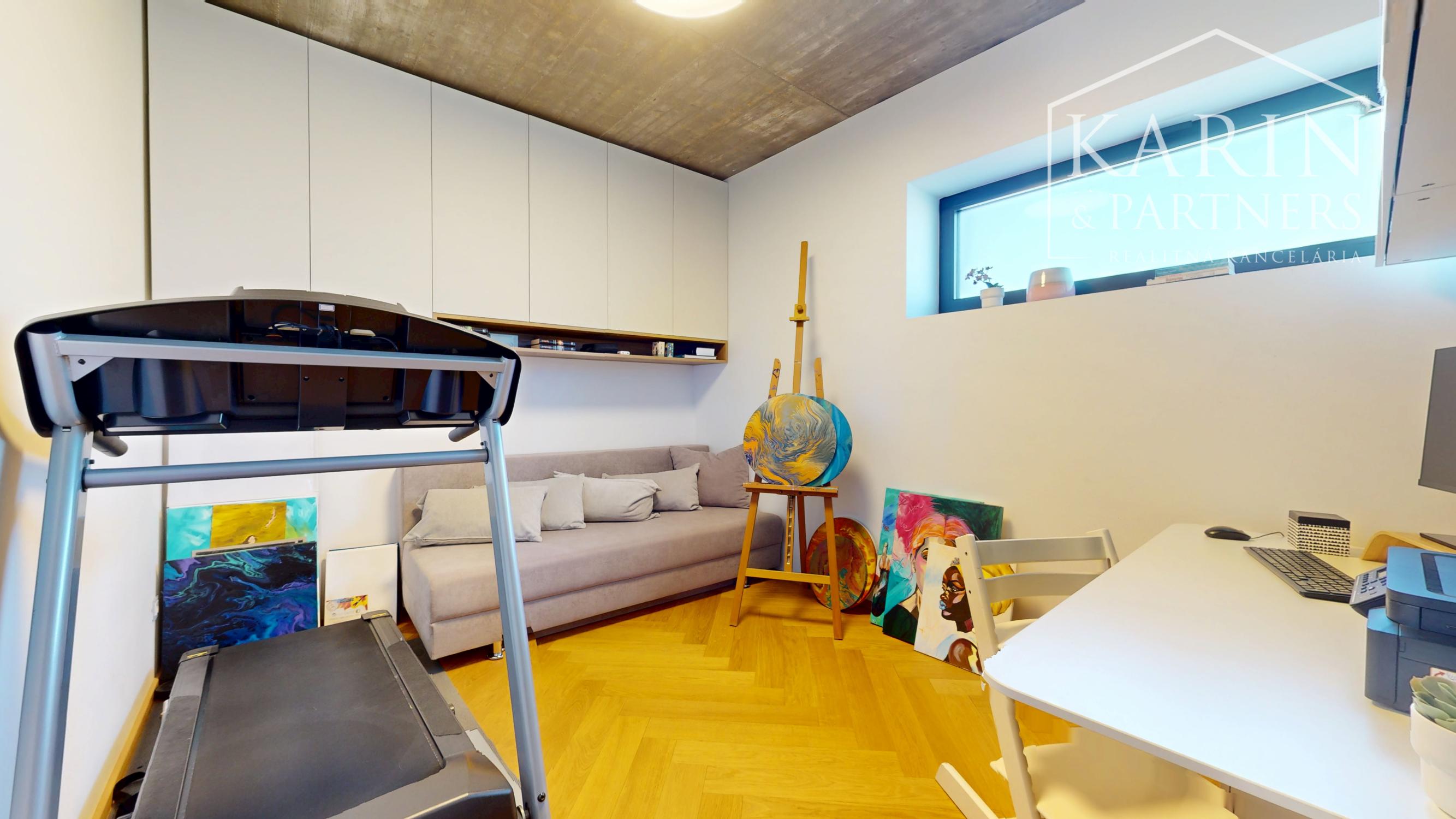 Nadštandardný 5 izbový rodinný dom v Šamoríne na predaj
