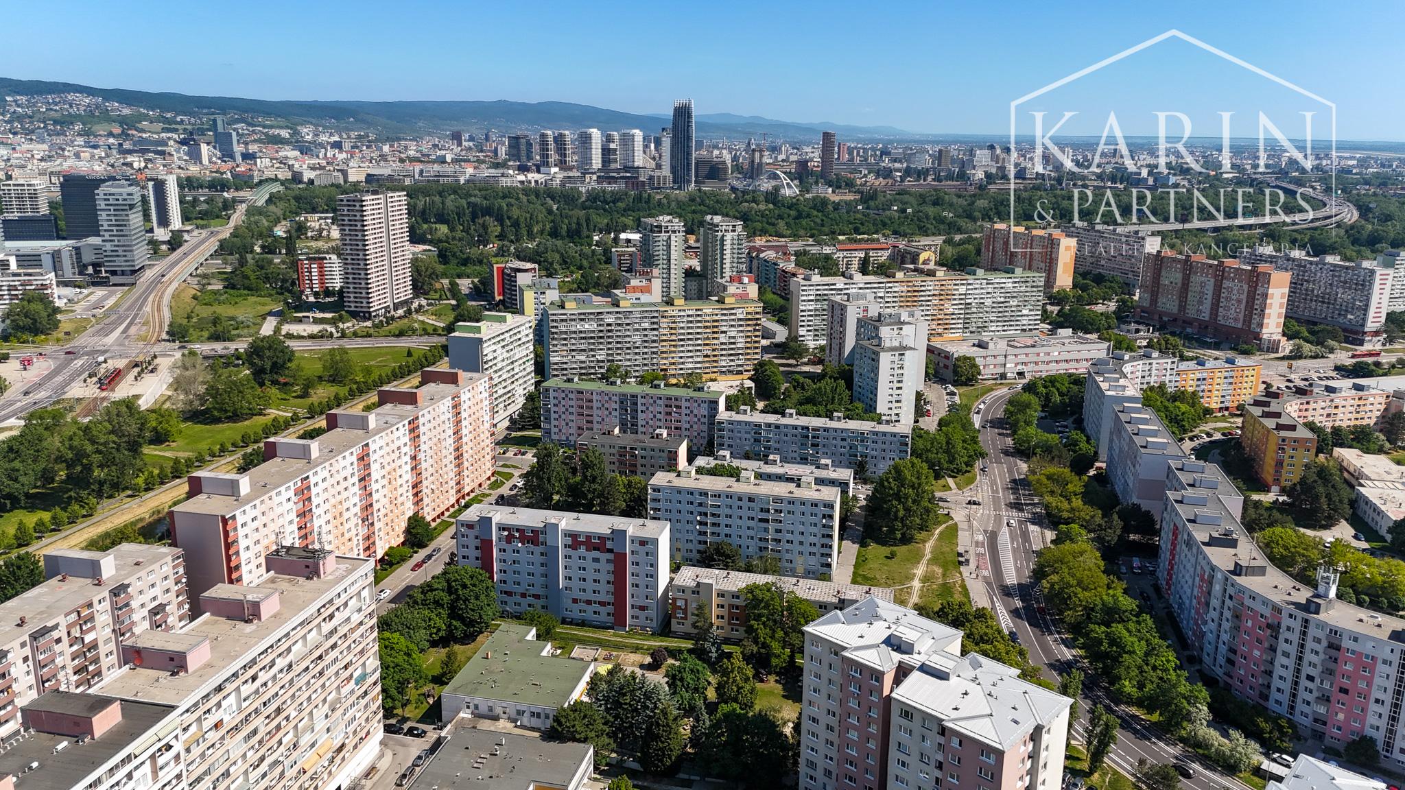 Viac priestoru pre život | Moderný 2,5i byt v Petržalke