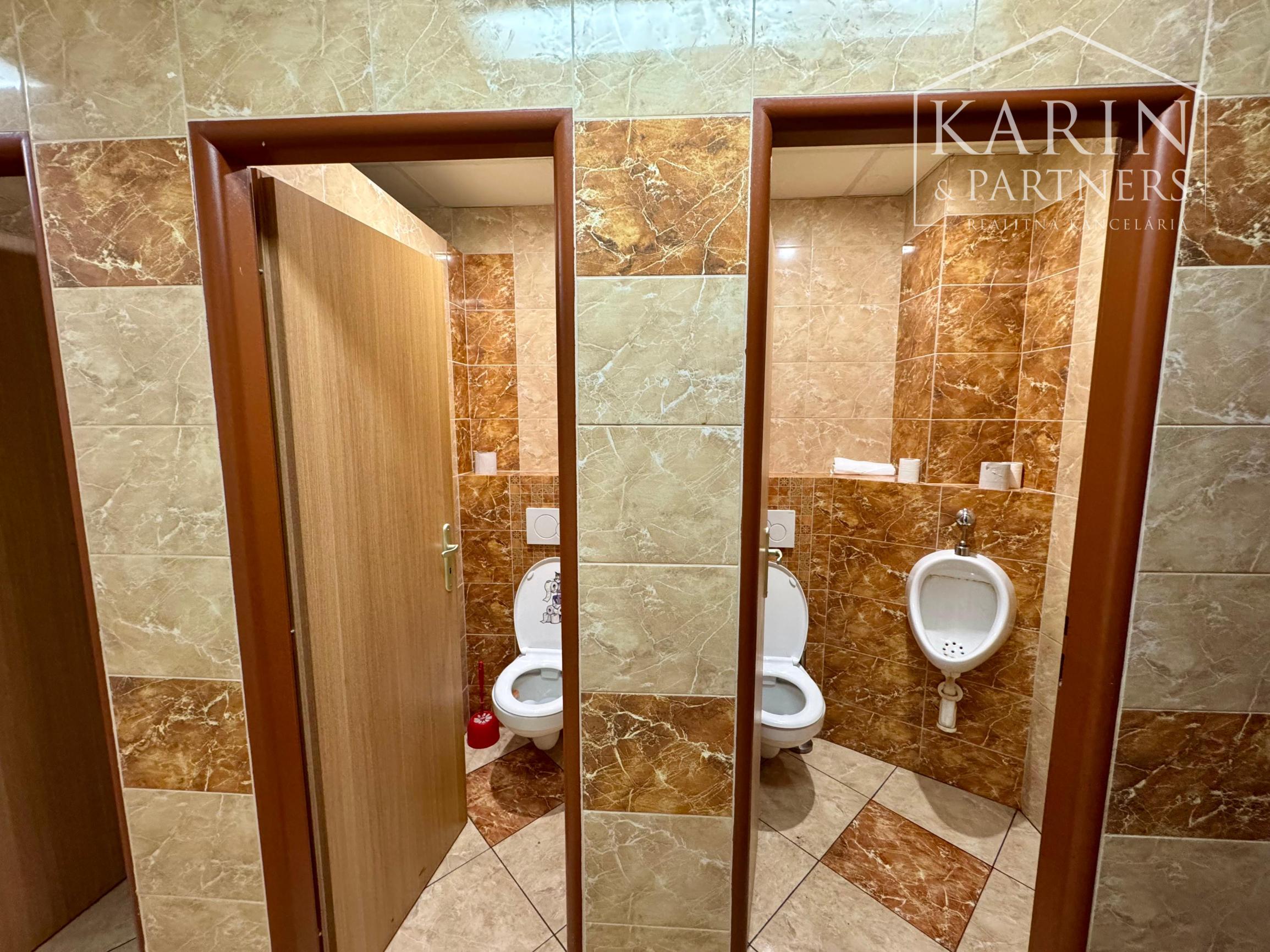 UNIVERZÁLNY PRIESTOR 80 m², STANIČNÁ UL. - HOLÍČ