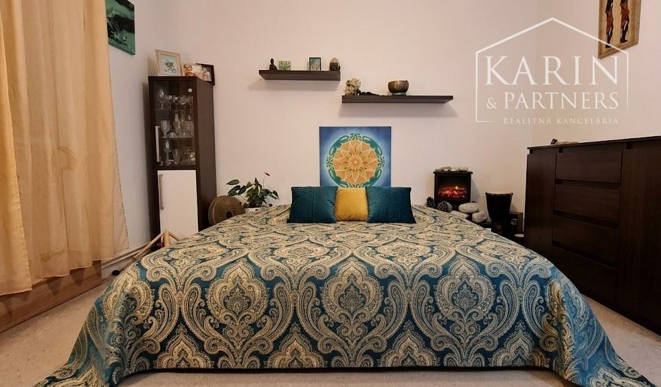 Prenájom: Zariadený 2i byt s terasou, záhradou a garážou – Rajka - Maďarsko