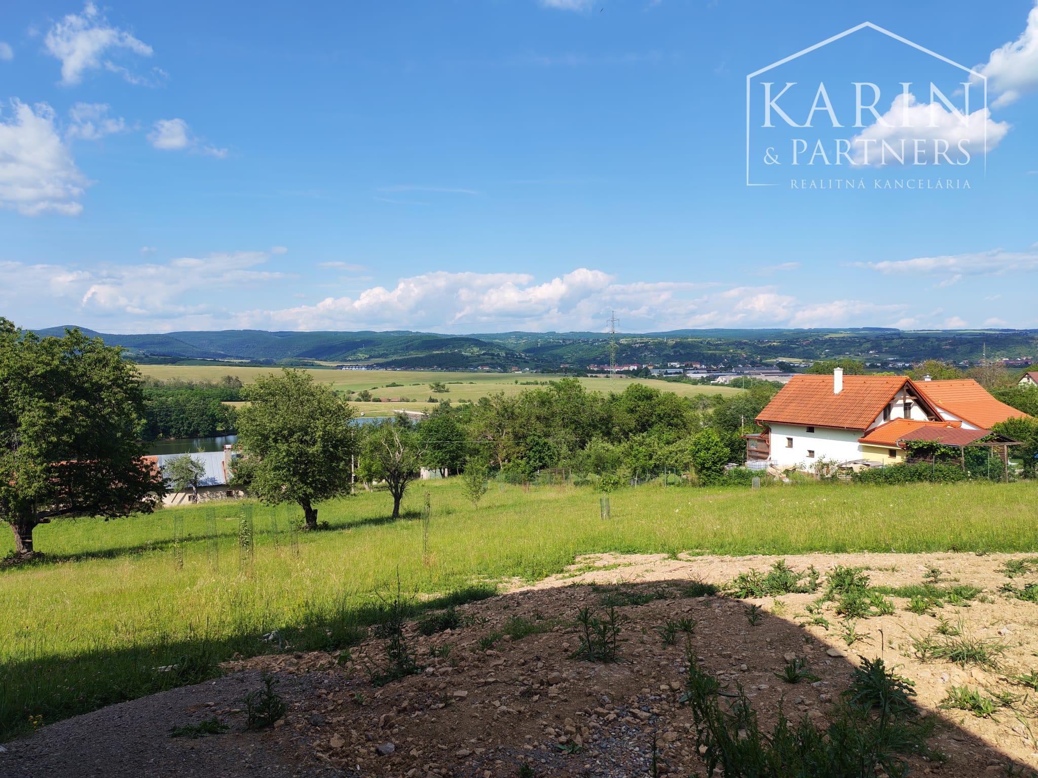 Úplne nová 3-izbová novostavba s panoramatickým výhľadom na priehradu na prenájom