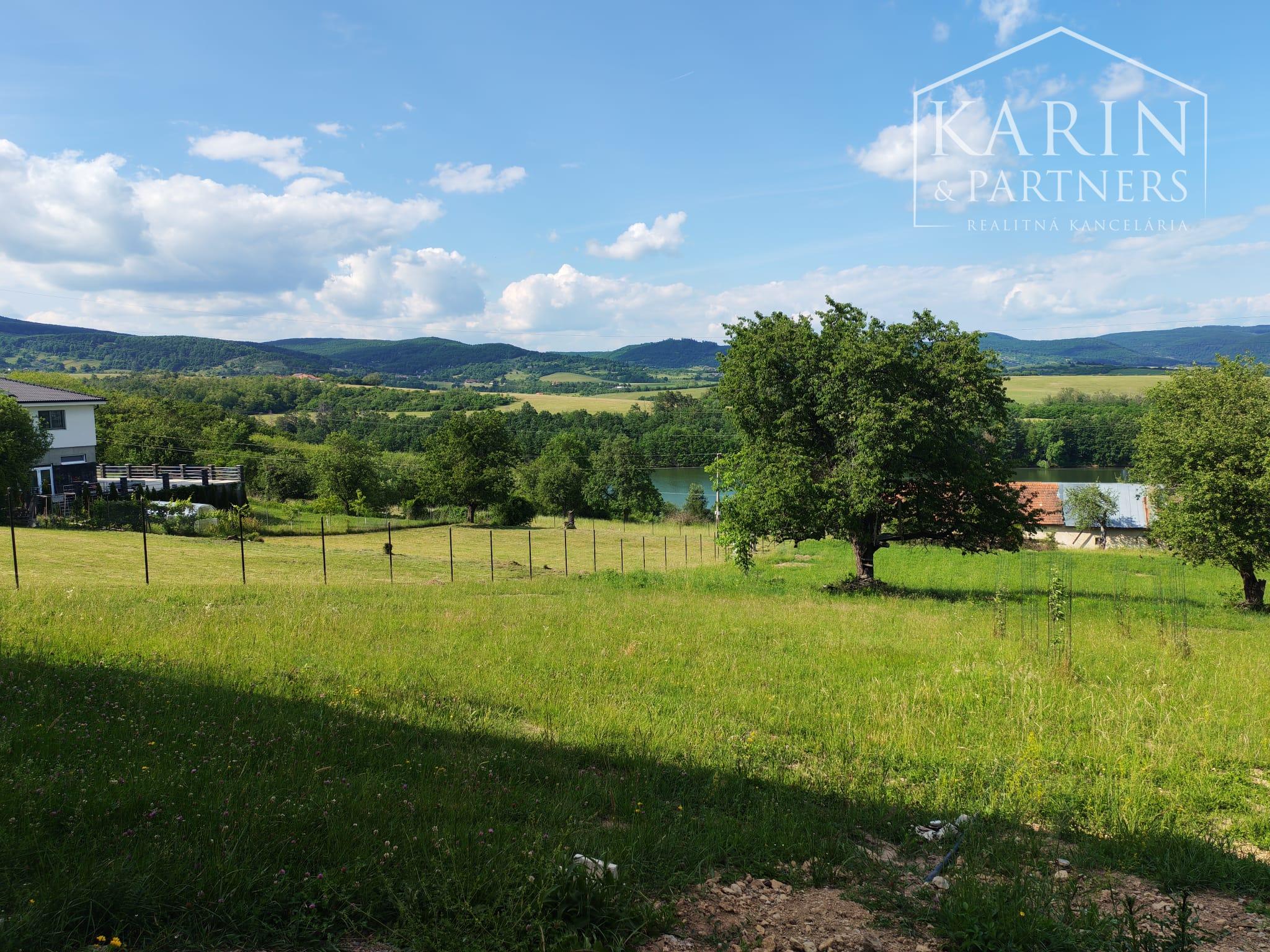 Úplne nová 3-izbová novostavba s panoramatickým výhľadom na priehradu na prenájom