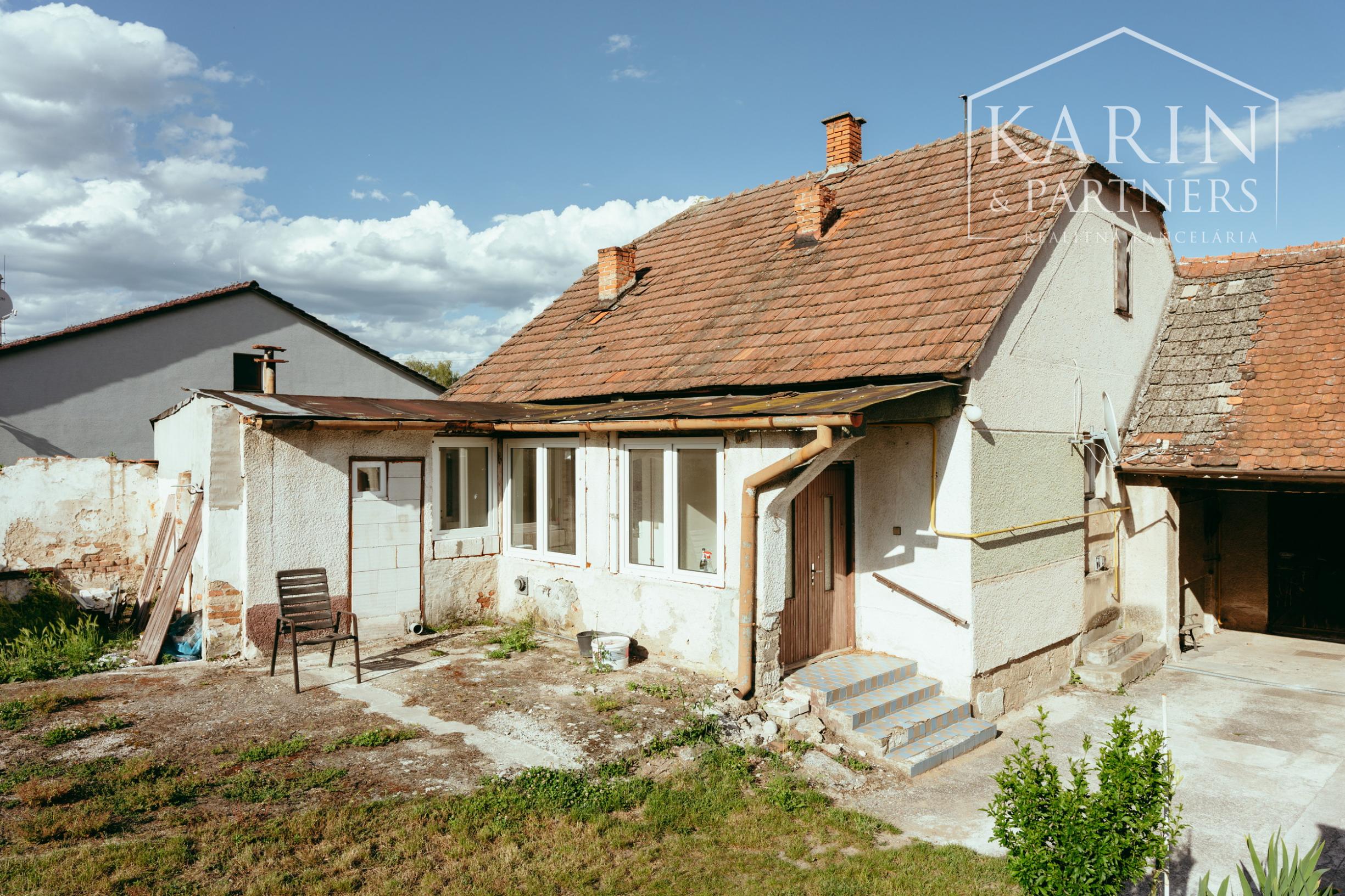 3i rodinný dom po čiastočnej rekonštrukcii v obci Smolinské