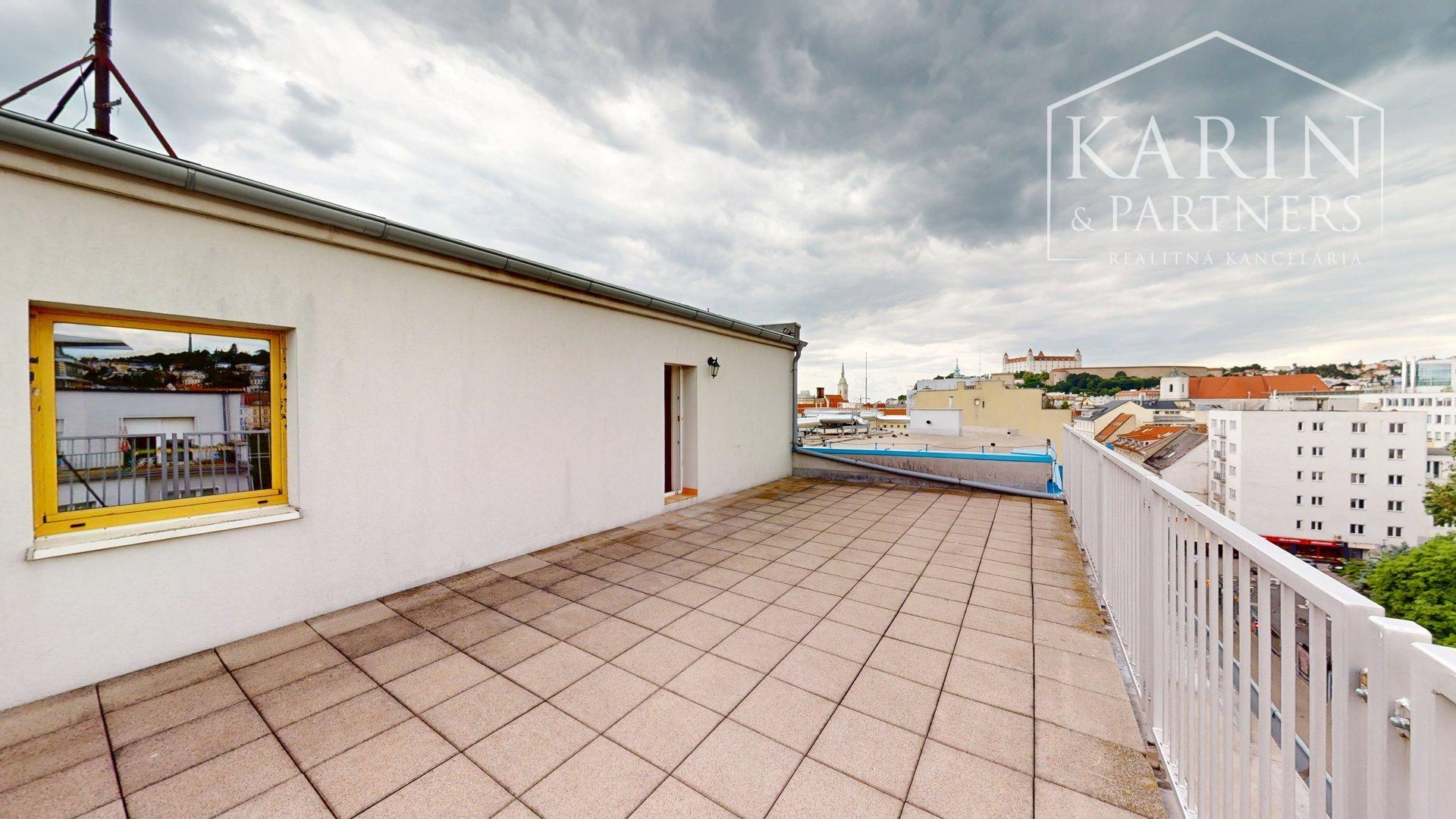 UNIKÁTNY 1I BYT S TERASOU 45,5 m² V CENTRE STARÉHO MESTA