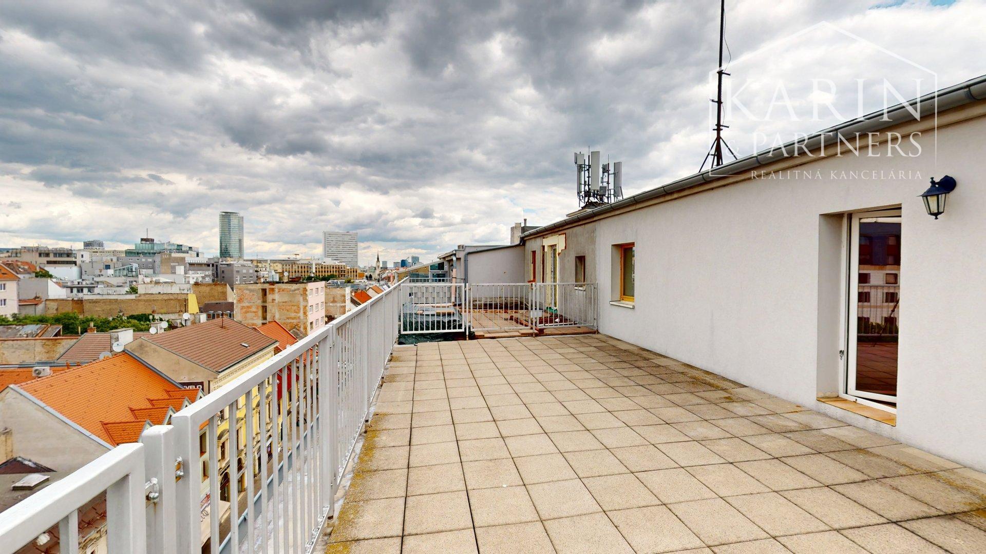 UNIKÁTNY 1I BYT S TERASOU 45,5 m² V CENTRE STARÉHO MESTA