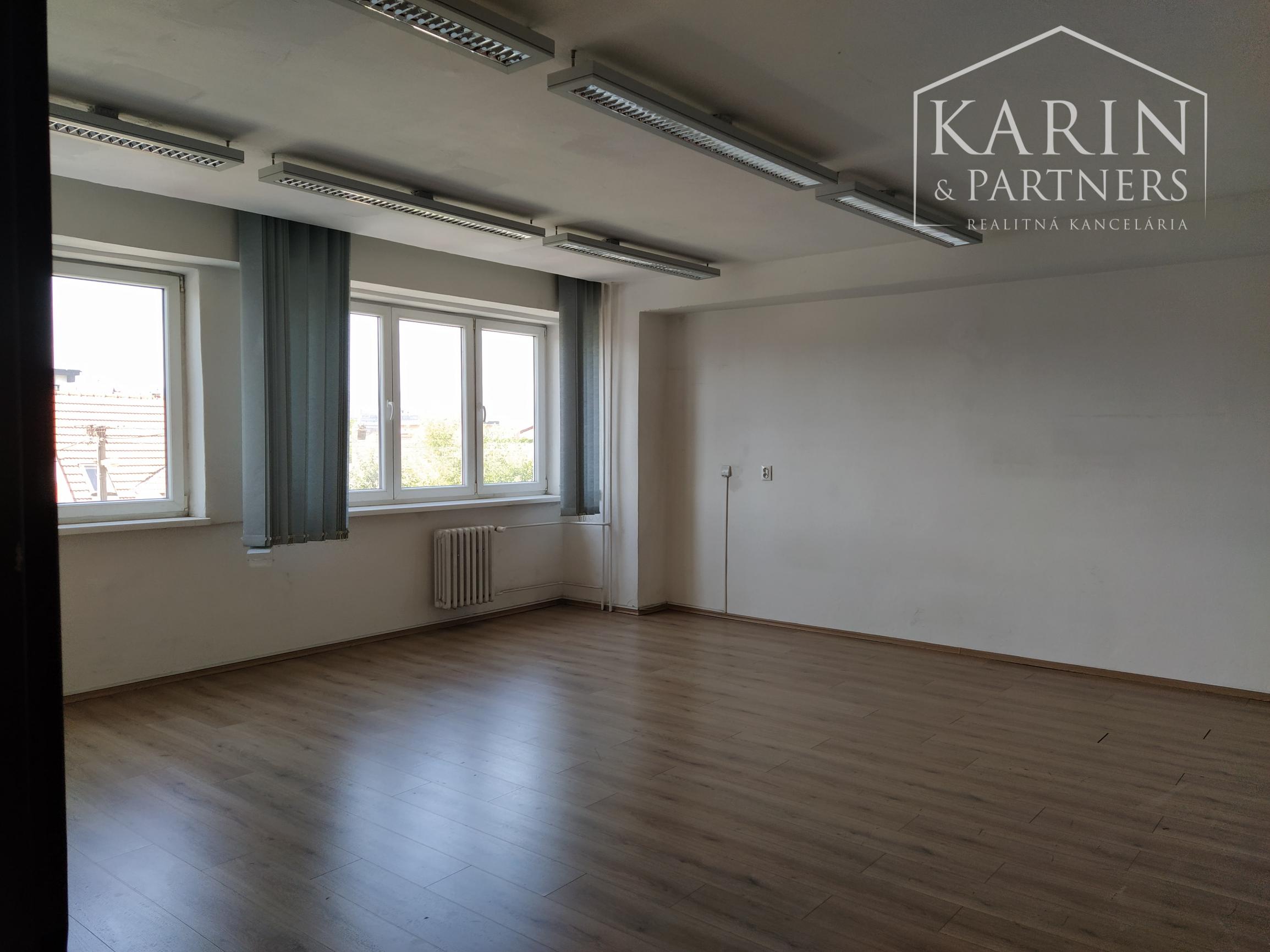 Prenájom samostatný celok 3 kancelárií/ viacúčelových miestností 80m2 s kuchynkou! + parkovanie, Bulharská ul., BA II., Trnávka.