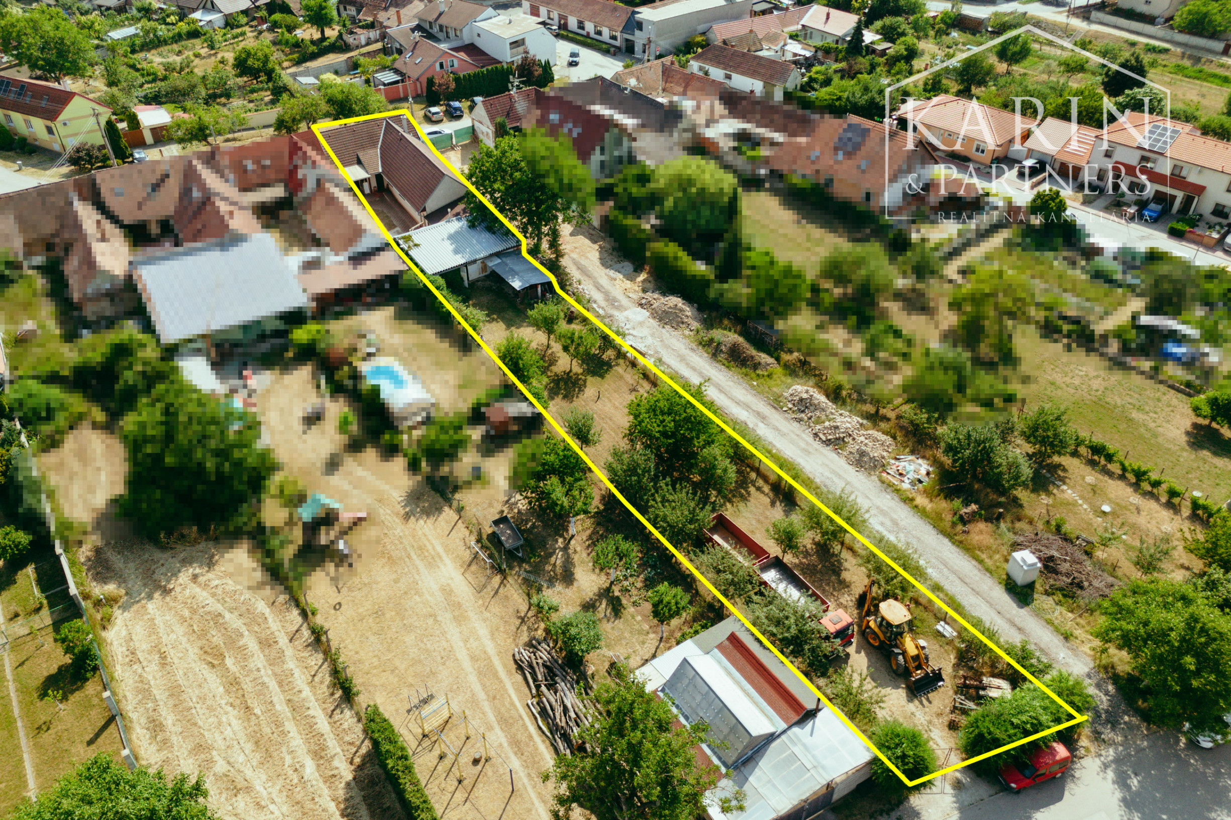ZREKONŠTRUOVANÝ A ZARIADENÝ 3i RODINNÝ DOM V SKALICI