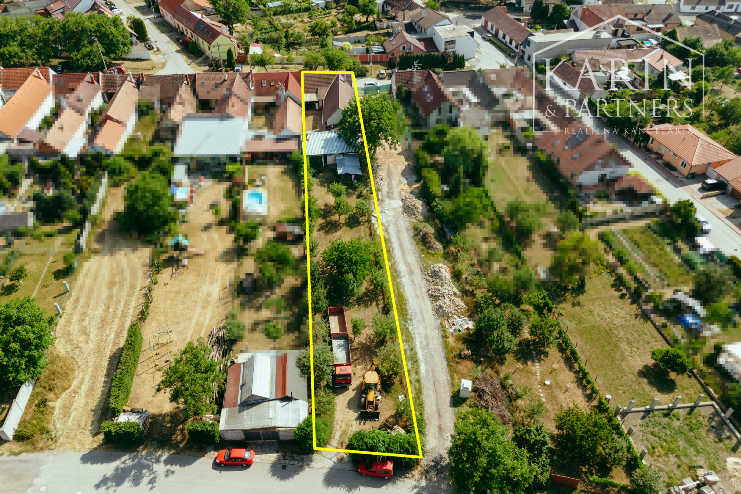 ZREKONŠTRUOVANÝ A ZARIADENÝ 3i RODINNÝ DOM V SKALICI