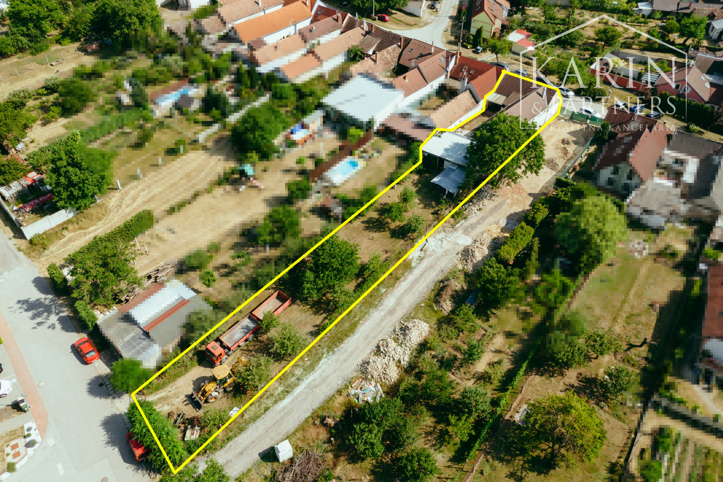 ZREKONŠTRUOVANÝ A ZARIADENÝ 3i RODINNÝ DOM V SKALICI