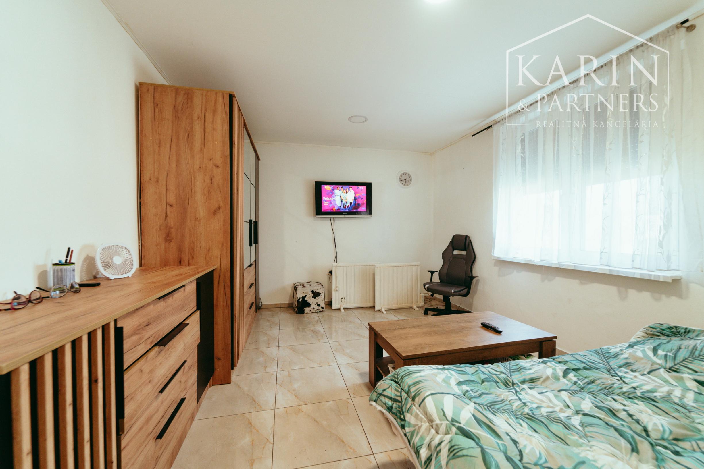 3i RODINNÝ DOM S VEĽKÝM POZEMKOM – GBELY, KOLÓNIA