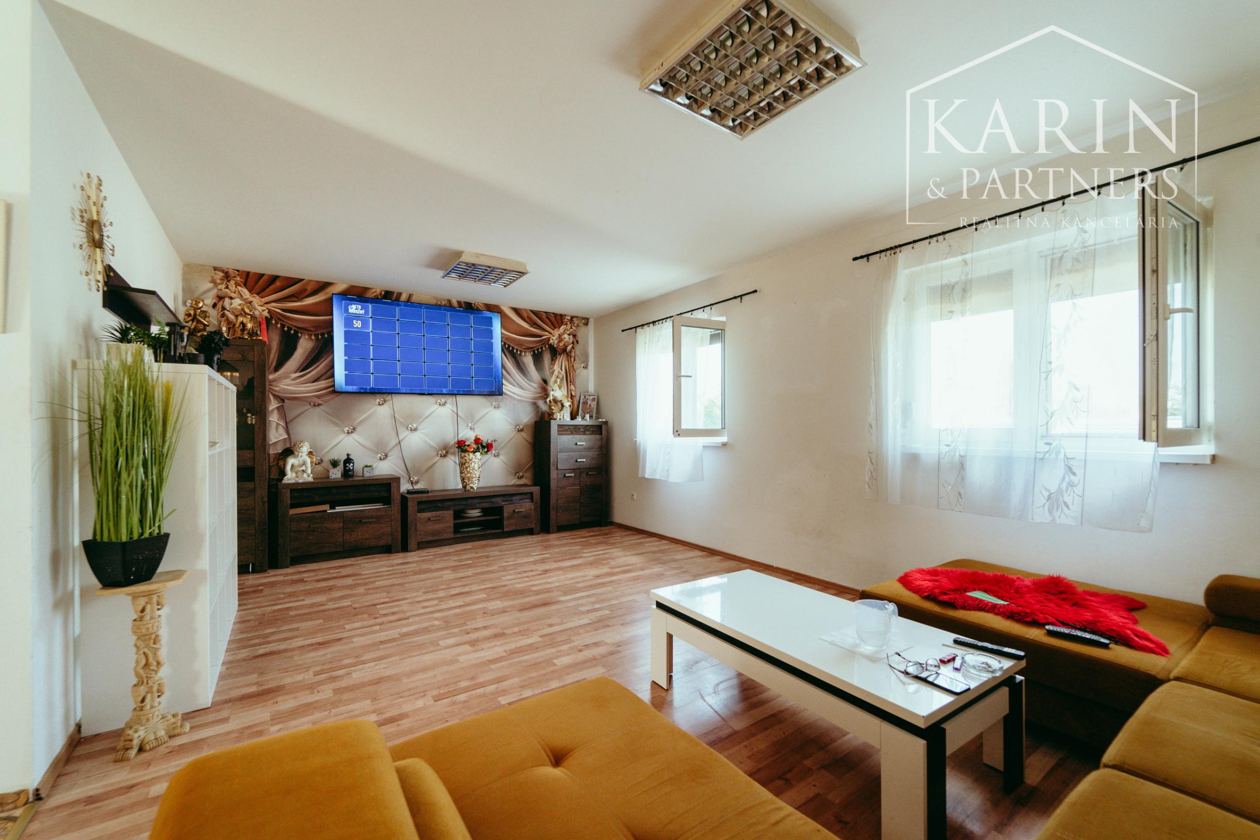 3i RODINNÝ DOM S VEĽKÝM POZEMKOM – GBELY, KOLÓNIA