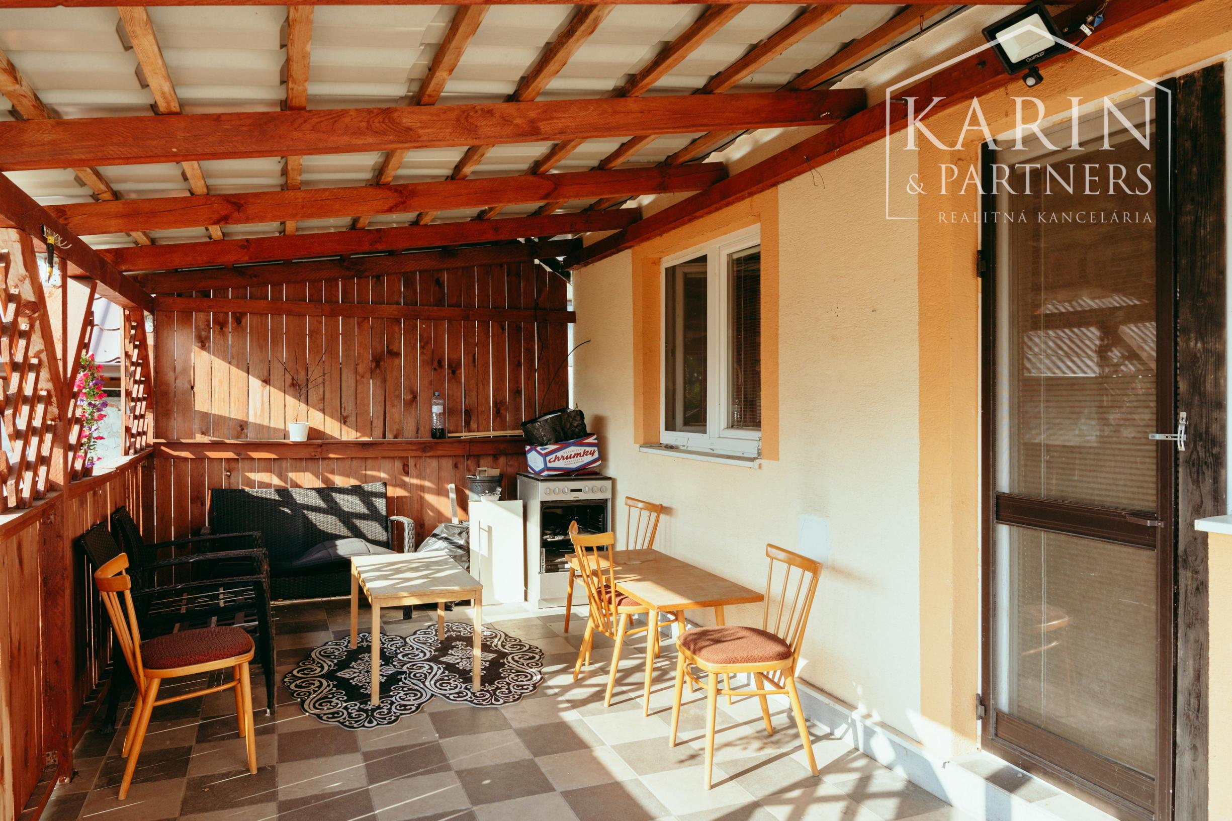 3i RODINNÝ DOM S VEĽKÝM POZEMKOM – GBELY, KOLÓNIA