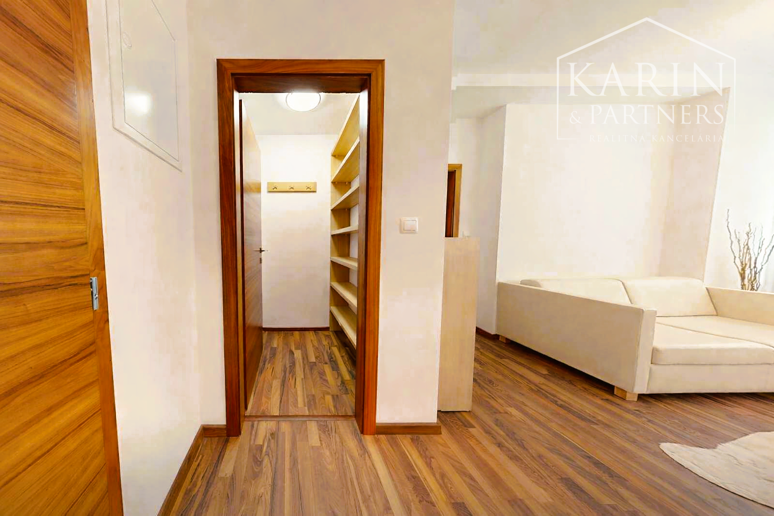 Na predaj atraktívny 2-izb.apartmán pri jazere Štrbské pleso