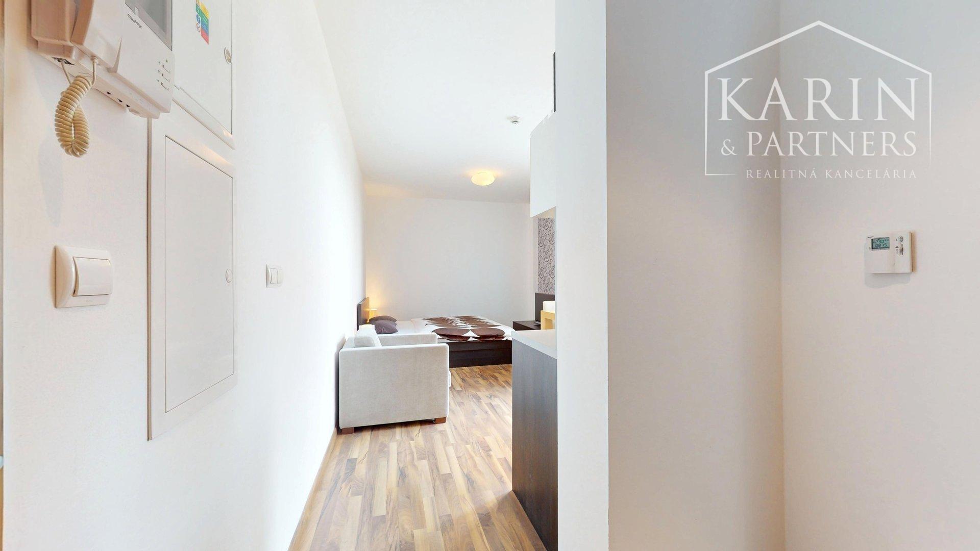 Na predaj atraktívny 1-izb.apartmán pri jazere Štrbské pleso