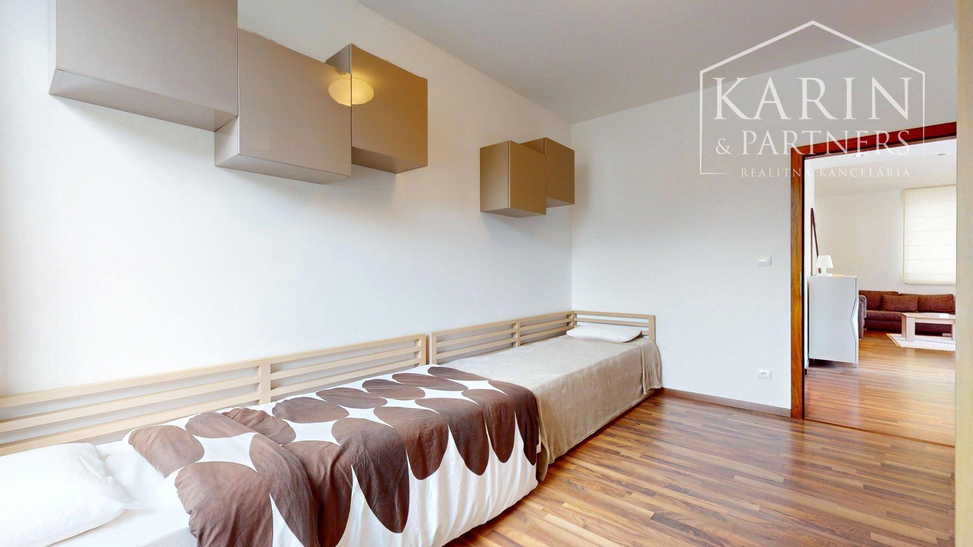 Na predaj 3-izb.apartmán, s veľkou terasou, Štrbské Pleso
