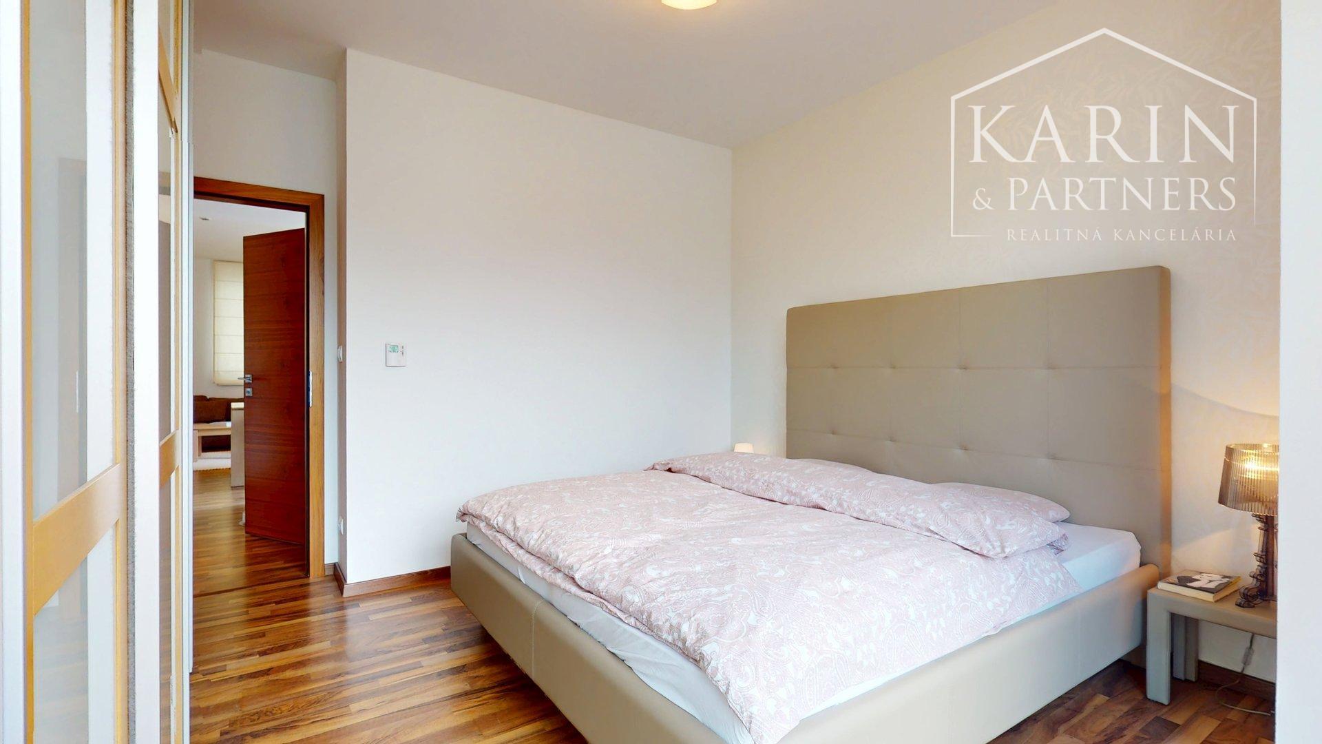 Na predaj 3-izb.apartmán, s veľkou terasou, Štrbské Pleso