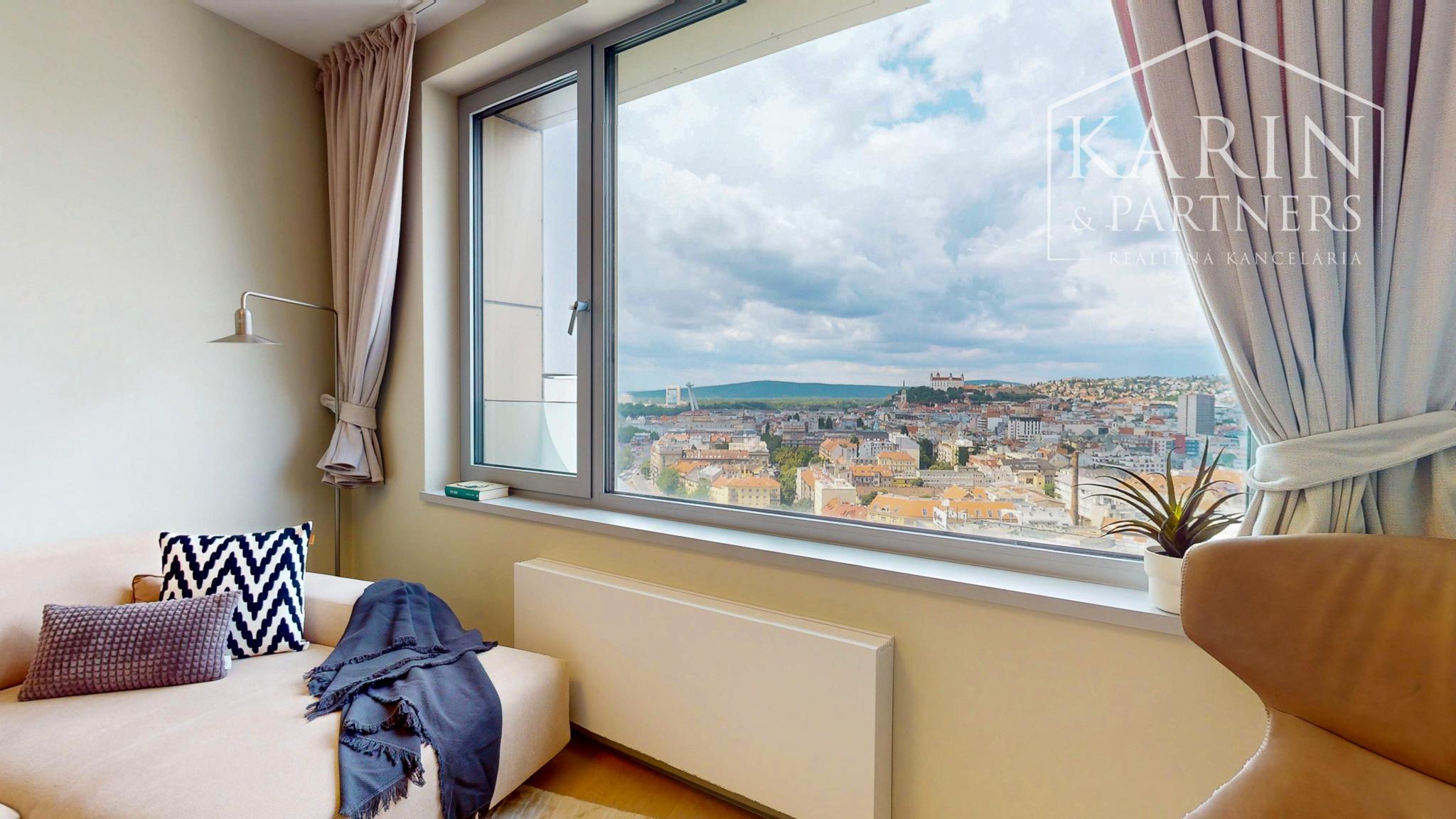 DIZAJNOVO ZARIADENÝ 2I BYT S VÝHĽADOM NA HRAD V PROJEKTE SKY PARK