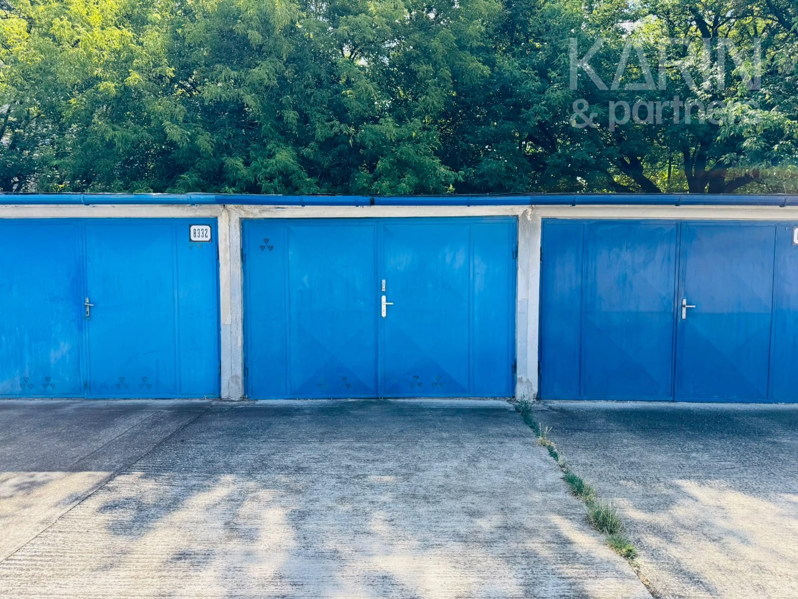 VYBAVENÁ GARÁŽ: JAMA + VODA + ELEKTRINA