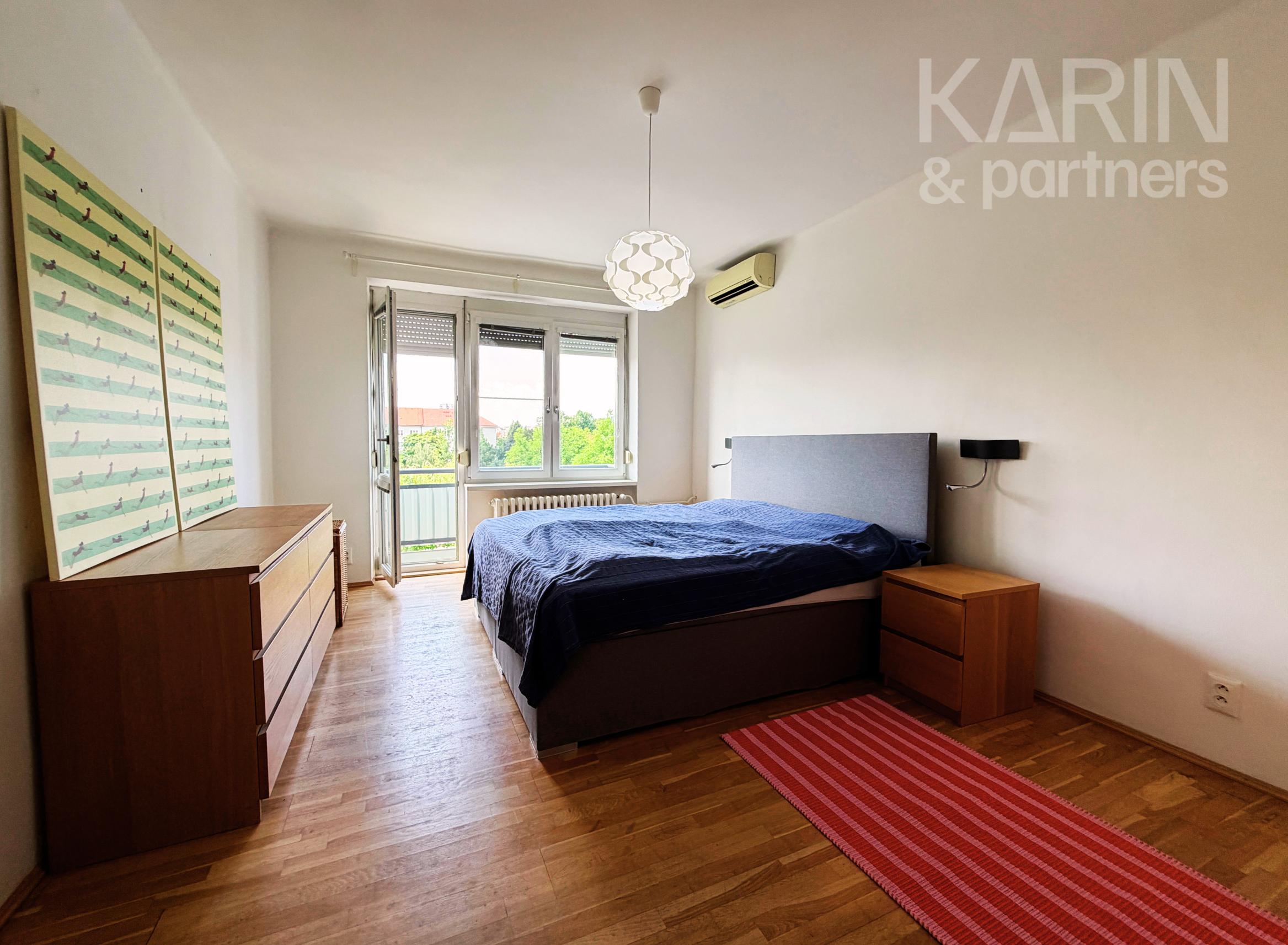 PRIESTRANNÝ ZARIADENÝ 2I BYT S BALKÓNOM A ŠATNÍKOM PRI RAČIANSKOM MÝTE