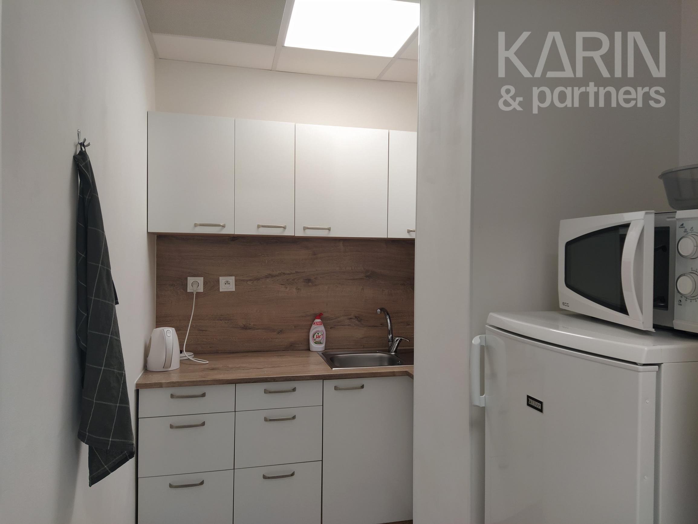 Prenájom klimatizovaná kancelária 24 m2, ul. Polianky, BA IV., Dúbravka