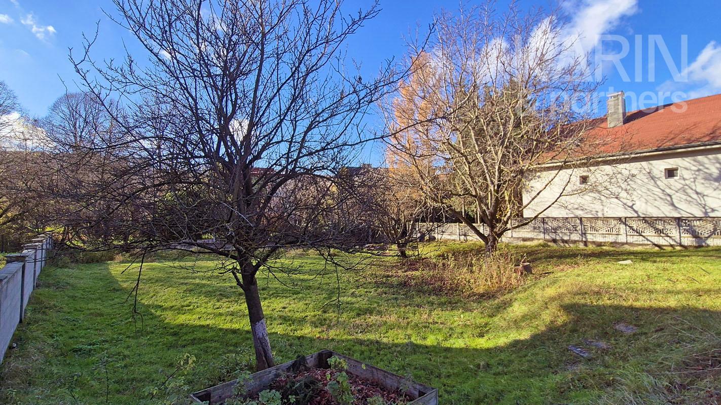 Stavebný pozemok s rozlohou 656 m² v obci Borinka.