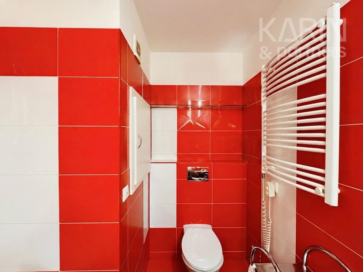 KOMPLETNE ZARIADENÝ 3-IZBOVÝ BYT, HOLÍČ – KOLLÁROVA