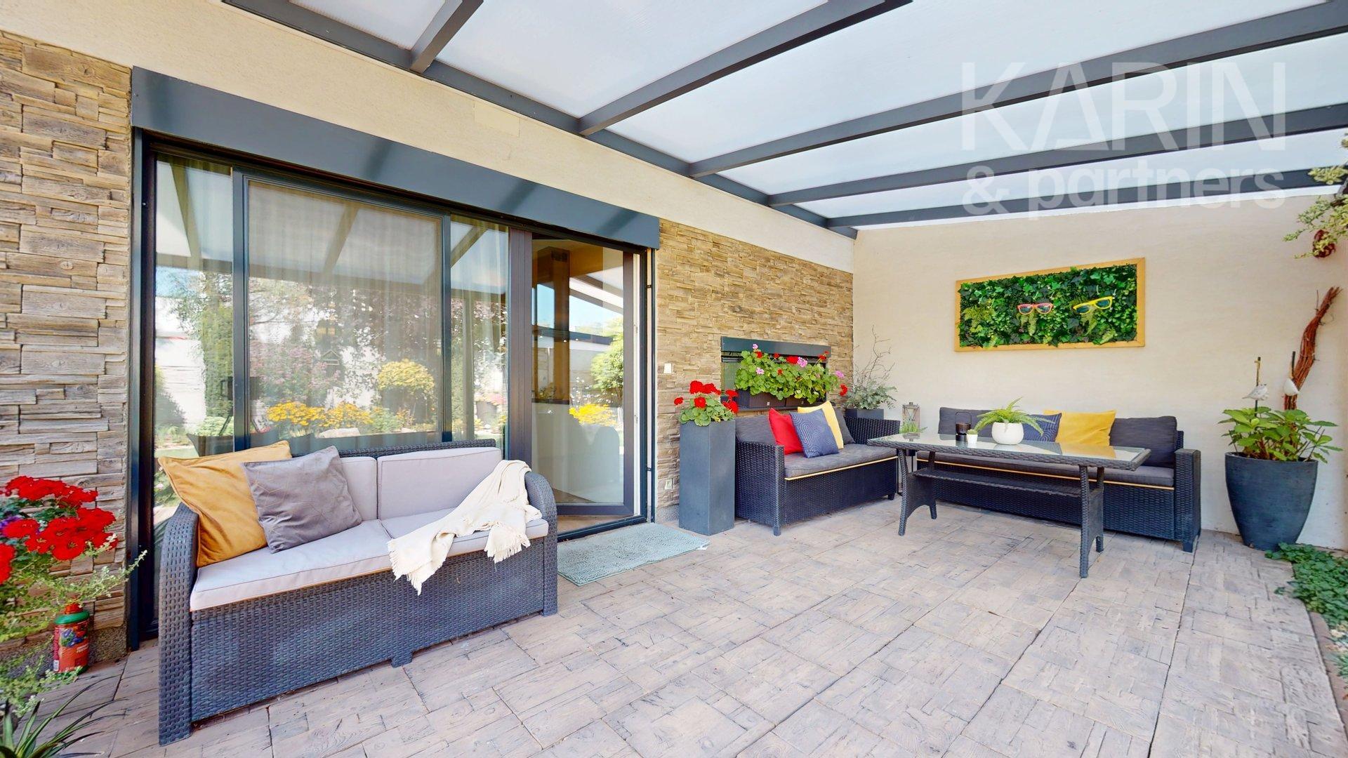 MODERNÝ 4I RODINNÝ DOM S OČARUJÚCOU ZÁHRADOU | ROVINKA RESIDENCE