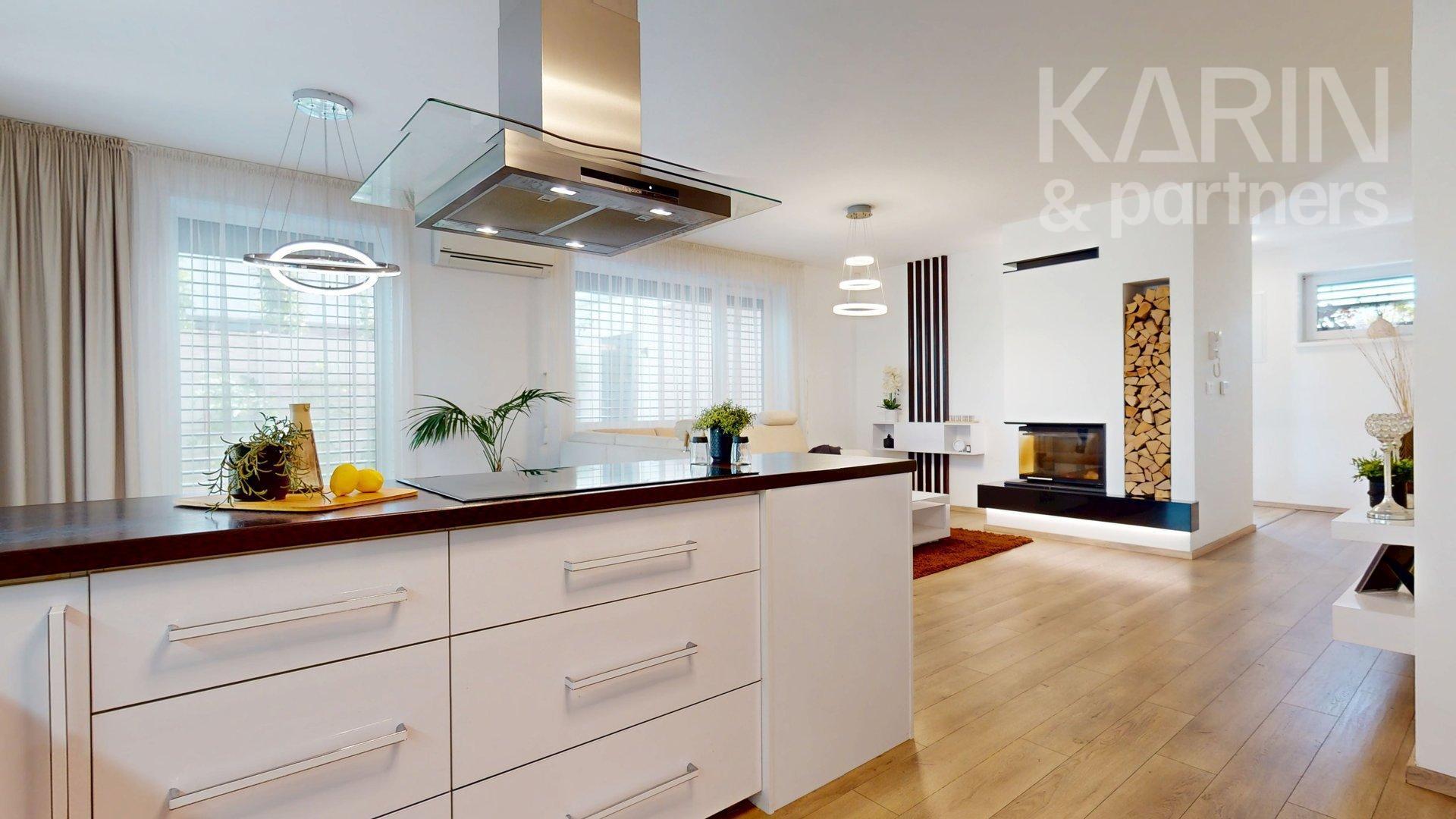MODERNÝ 4I RODINNÝ DOM S OČARUJÚCOU ZÁHRADOU | ROVINKA RESIDENCE