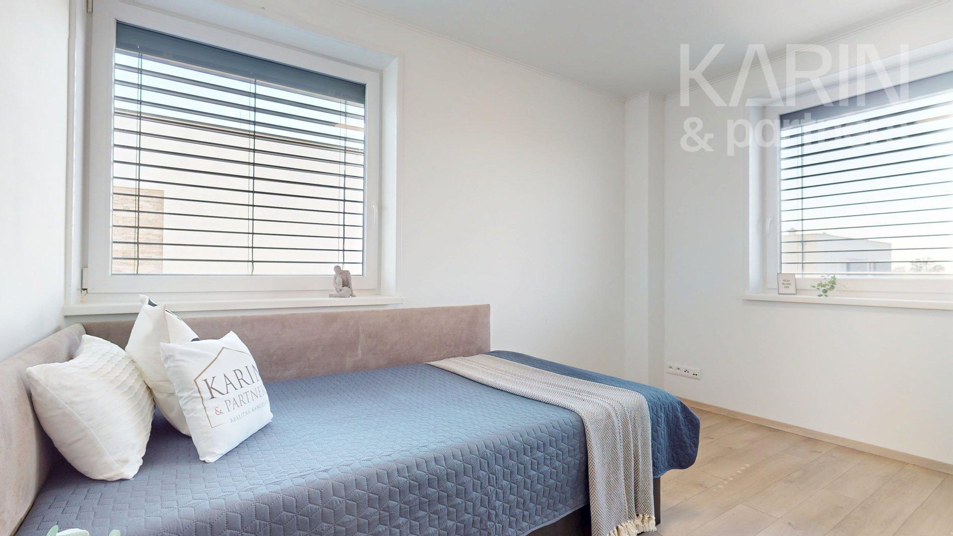 MODERNÝ 4I RODINNÝ DOM S OČARUJÚCOU ZÁHRADOU | ROVINKA RESIDENCE