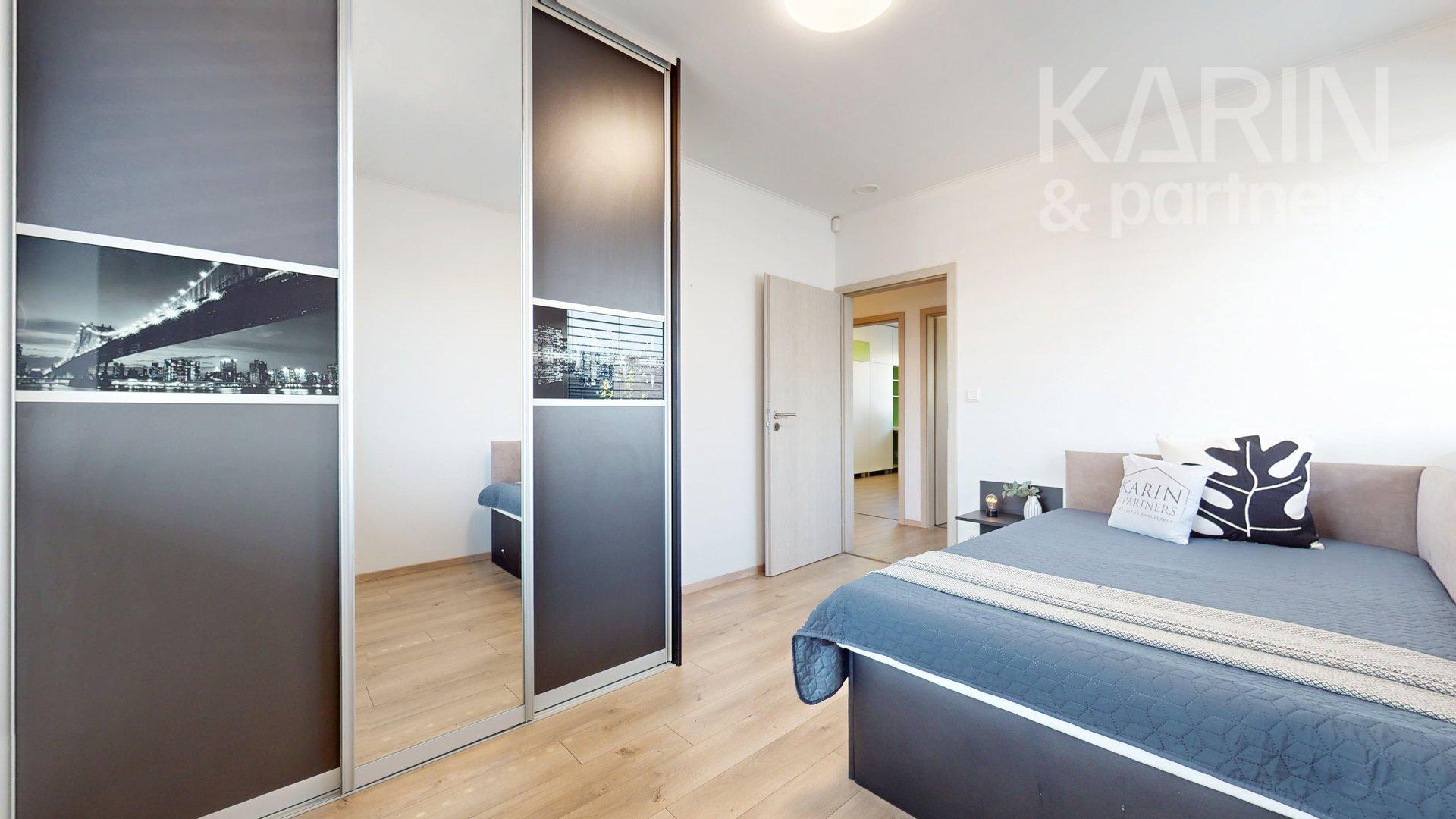 MODERNÝ 4I RODINNÝ DOM S OČARUJÚCOU ZÁHRADOU | ROVINKA RESIDENCE