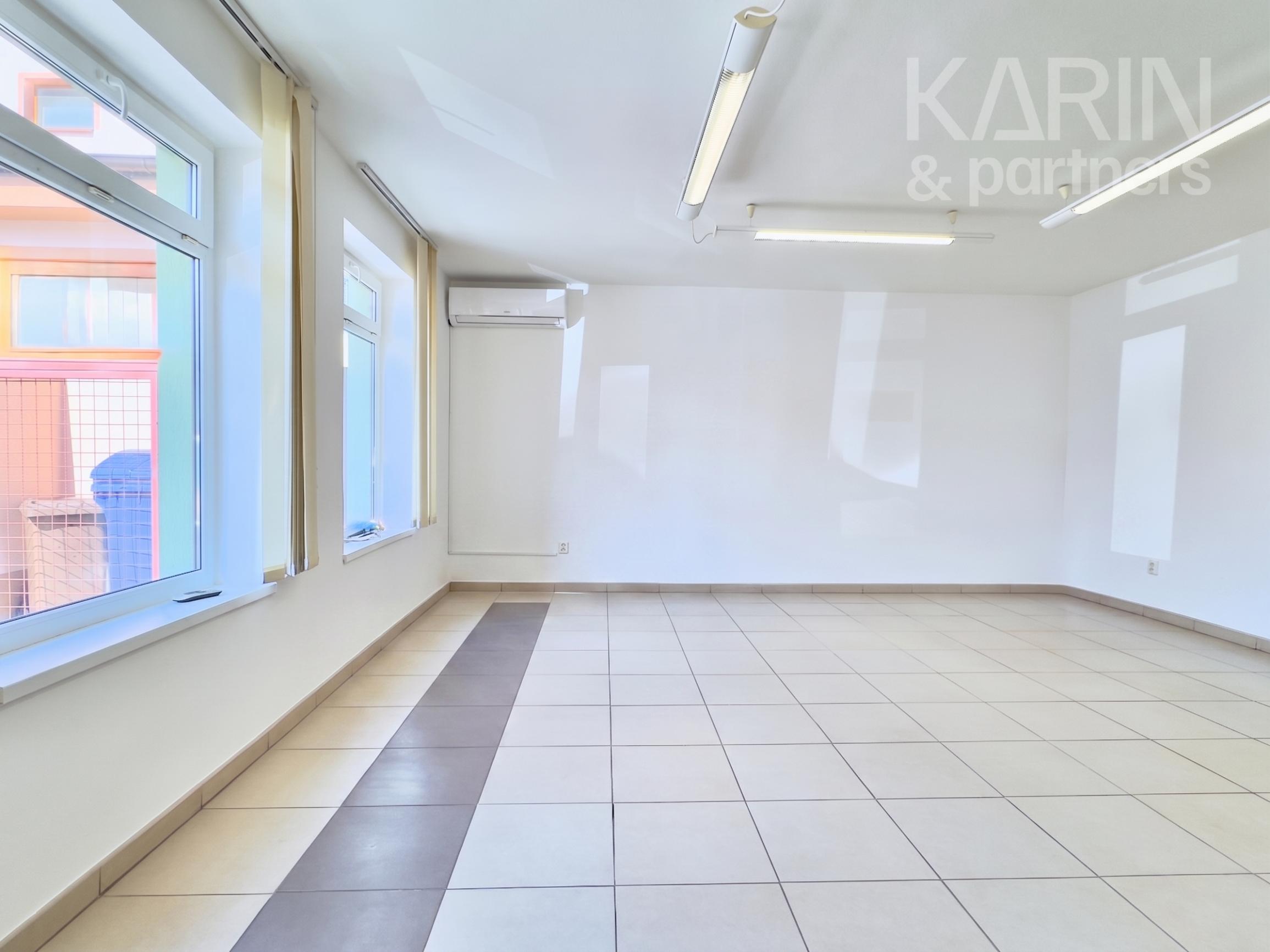 Prízemný priestor / kancelária na prenájom v centre Skalice – Pivovarská ulica