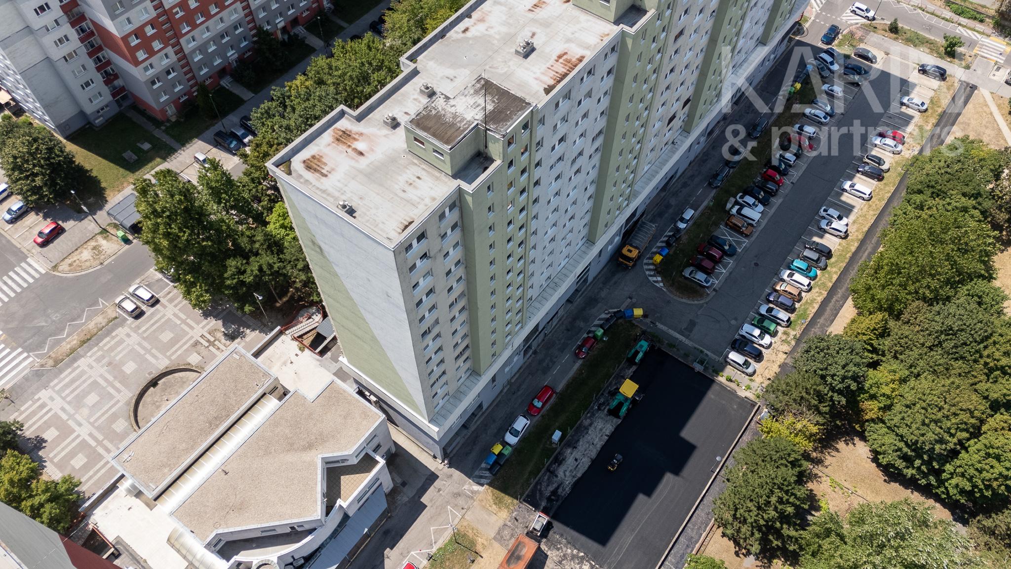 Priestranný 3i byt na začiatku Petržalky