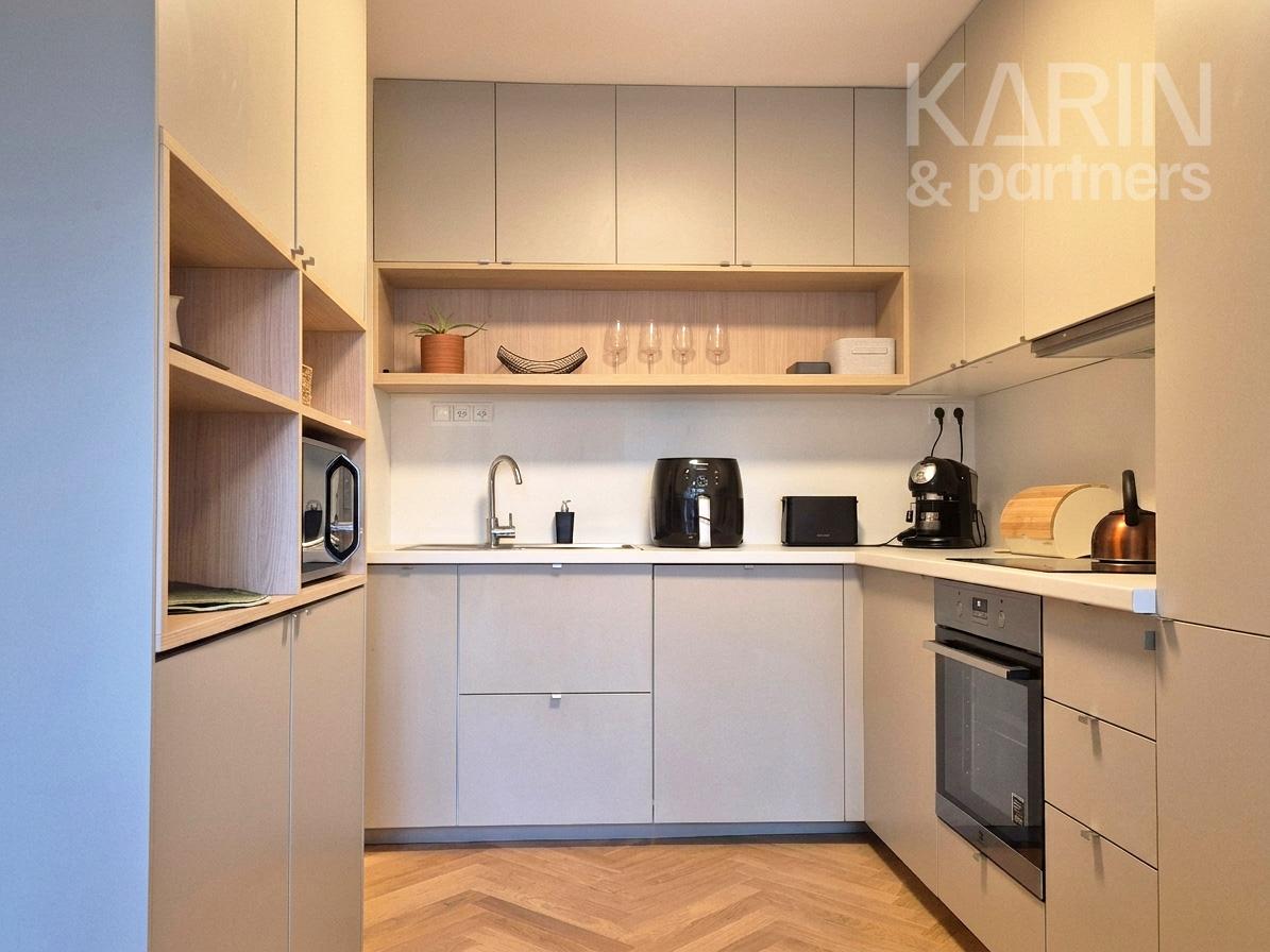 3-izbový zrekonštruovaný byt pri parku,  69 m2, v Modre.
