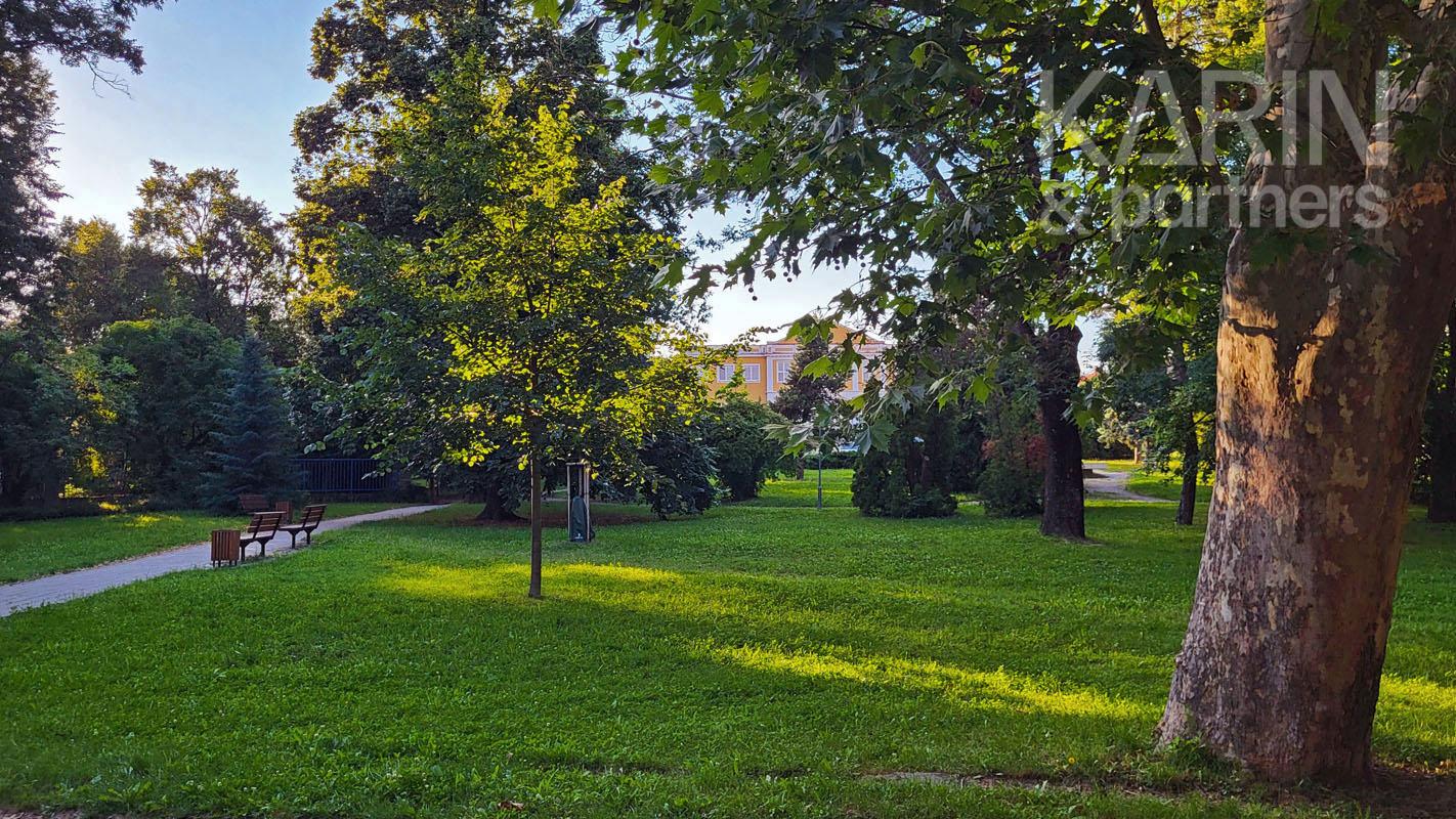 3-izbový zrekonštruovaný byt pri parku,  69 m2, v Modre.