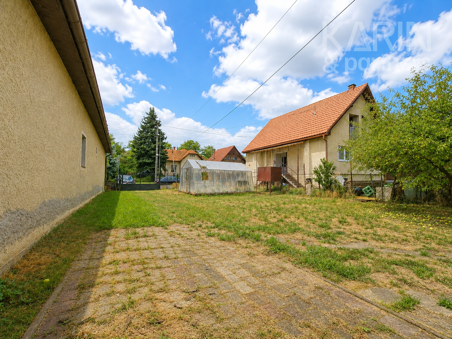Rodinný dom s garážou a romantickým posedením pri rieke Krupinica (Zvolenská cesta, Krupina)
