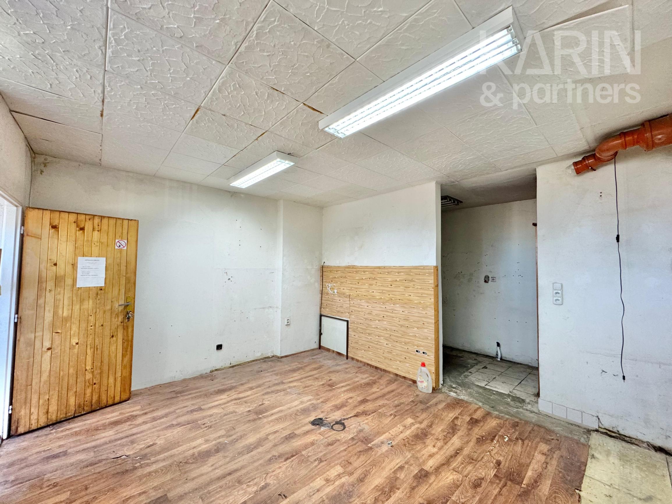 PREDAJ: MULTIFUNKČNÝ PRIESTOR 24 M² S PARKOVANÍM