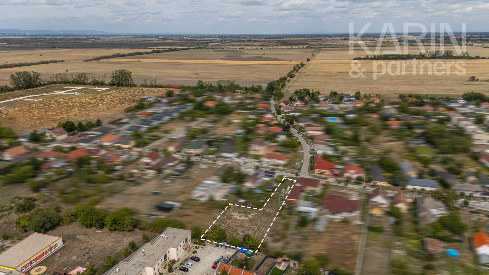 Na predaj pozemok vo Veľkej Pake – miesto pre Váš nový domov